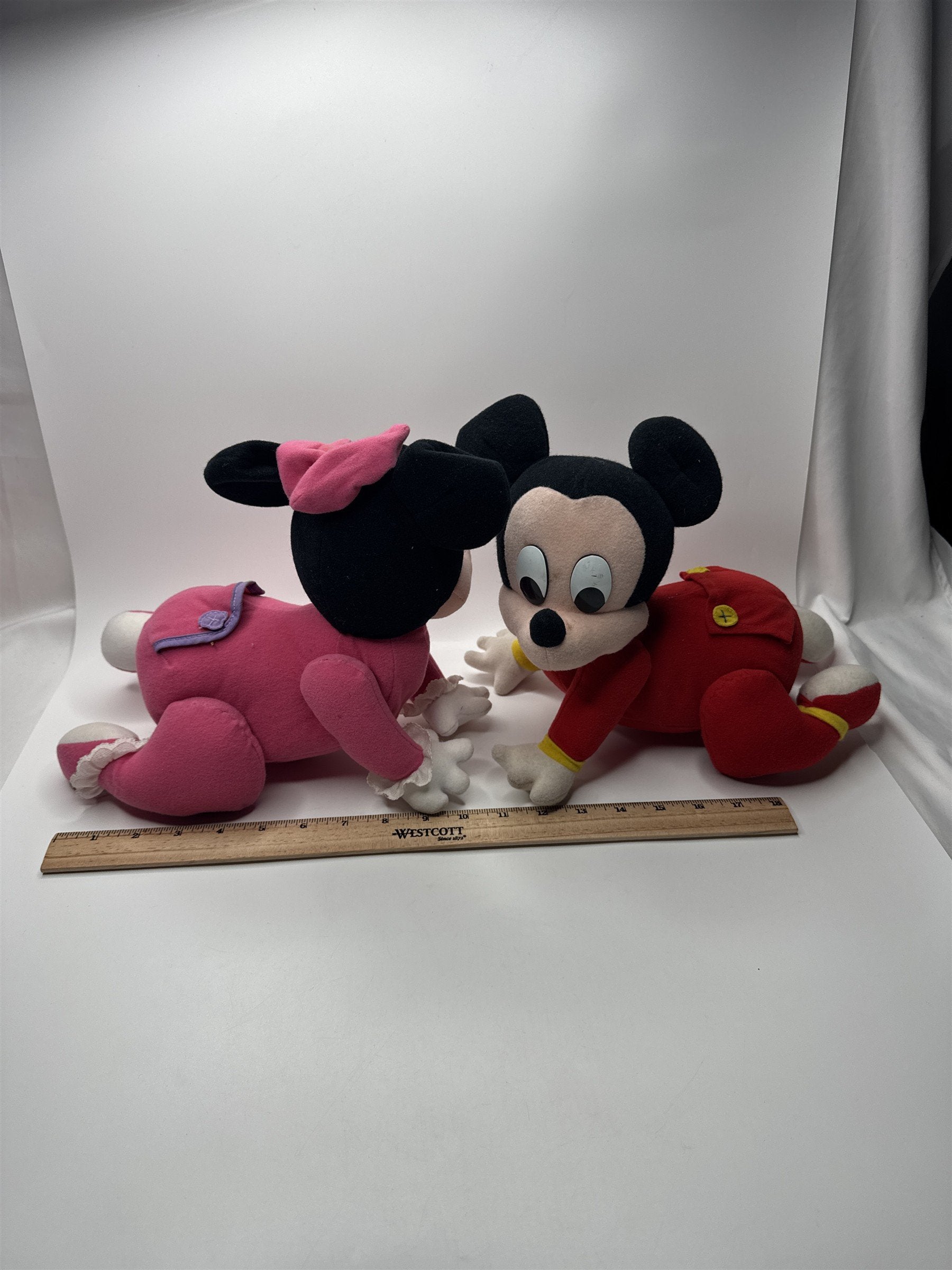 Vintage 1995 Disney Crawling Mickie and Minnie Mouse Interactive Toys Genuine