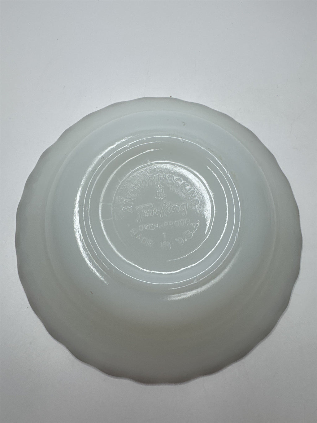 6 Vintage Anchor Hocking Milk Glass Swirl Gold Rim Dessert/Berry Bowls