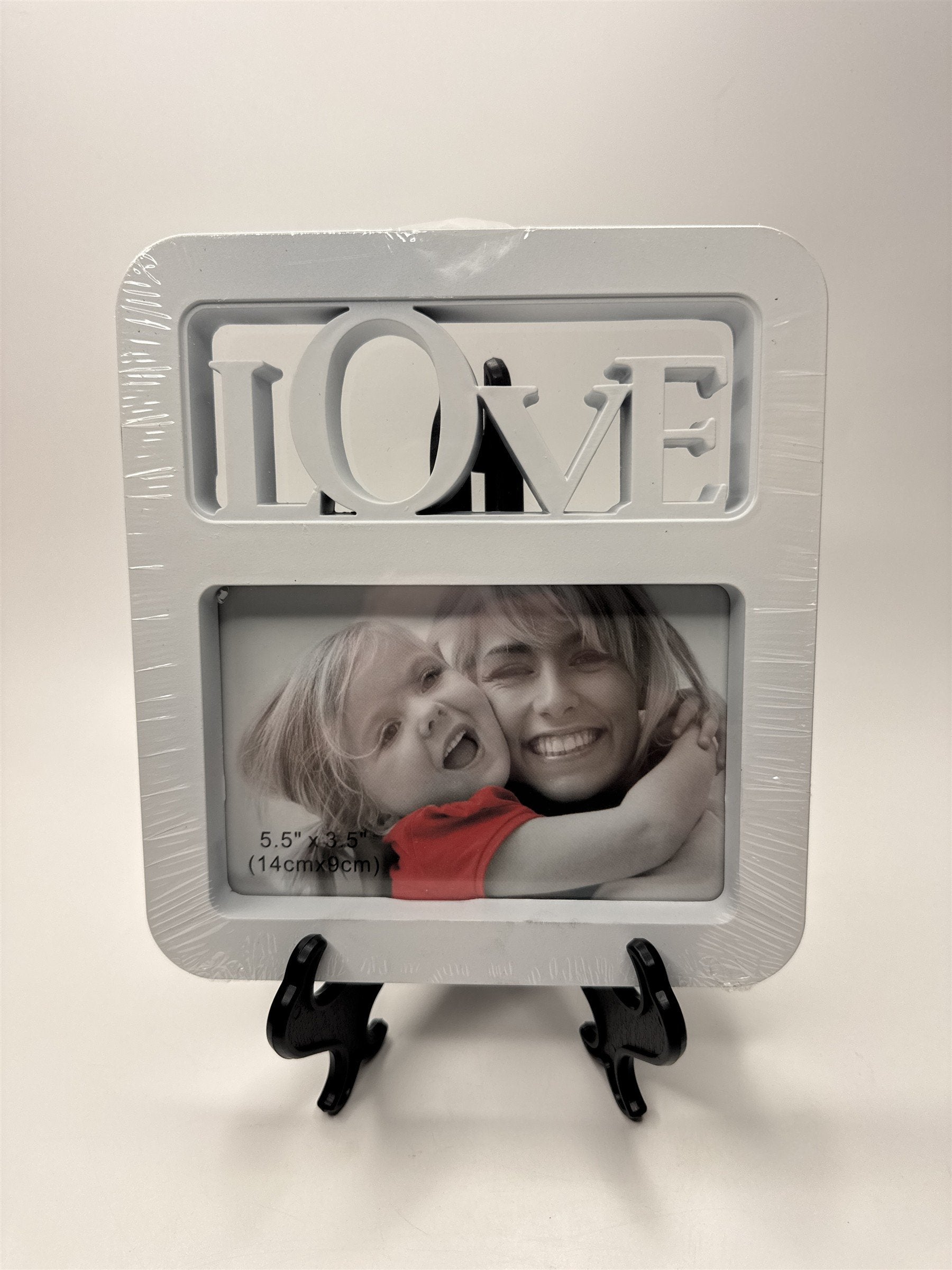 LOVE Family Wall or Desk Photo Frame for 5.5" x 3.5" Landscape Horizontal Pic