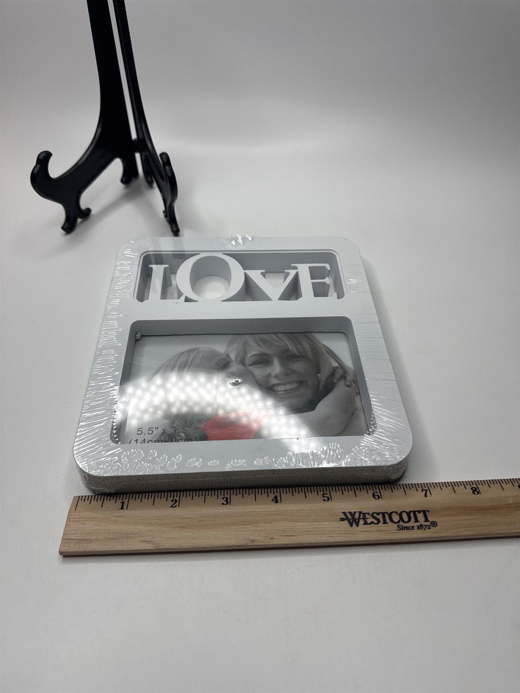 LOVE Family Wall or Desk Photo Frame for 5.5" x 3.5" Landscape Horizontal Pic