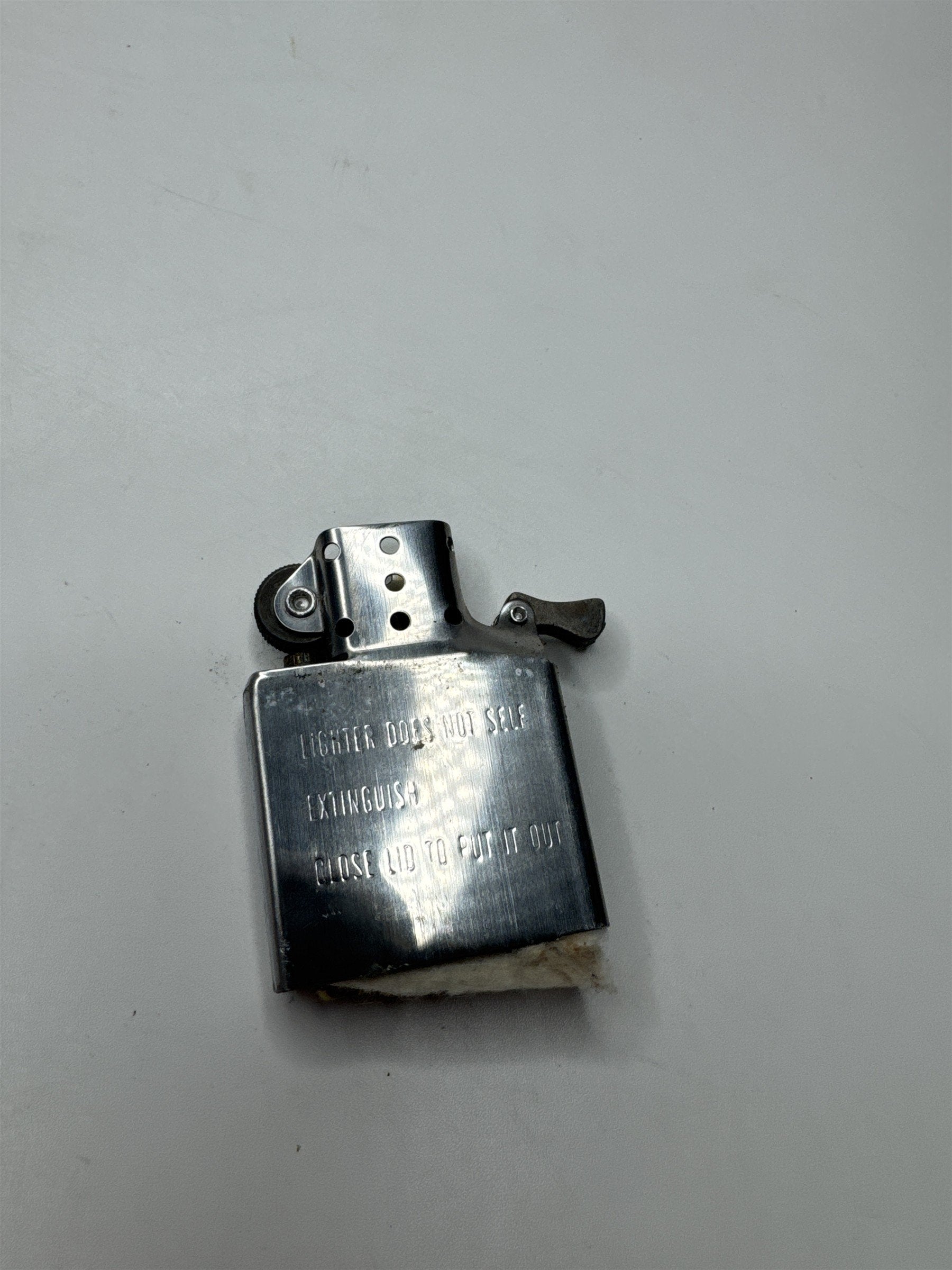 Vintage Screaming Vampire Skull Silver Toned Metal Flip Tock Flick Lighter