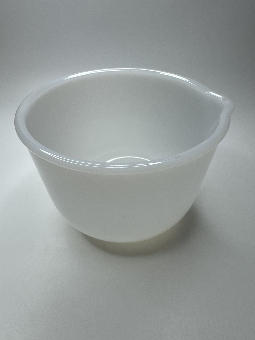 Vintage Sunbeam Glasbake 20CJ White Mixing Bowl for Baking