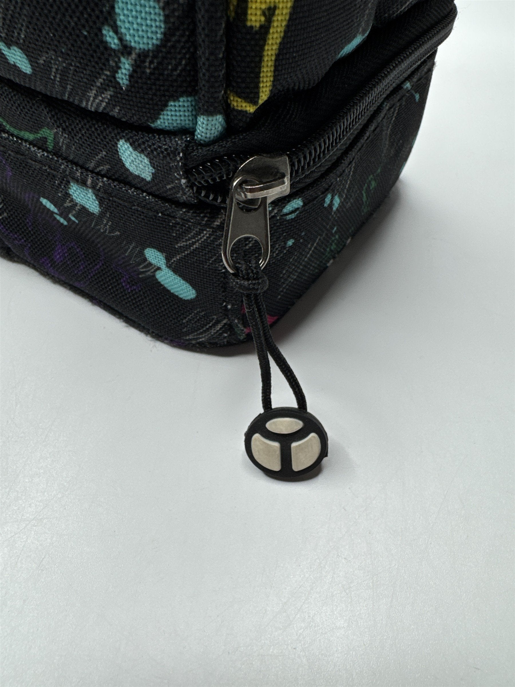 Yak Pak Lunch Bag/Box Multicolored With Hearts and Skulls