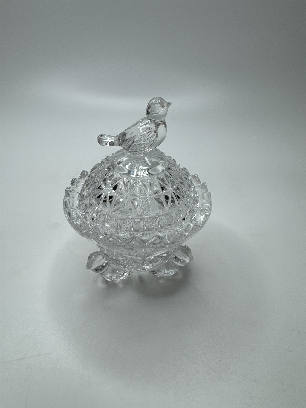 Vintage The Byrdes Birds Crystal Collection Trinket Box Round Footed Bavarian