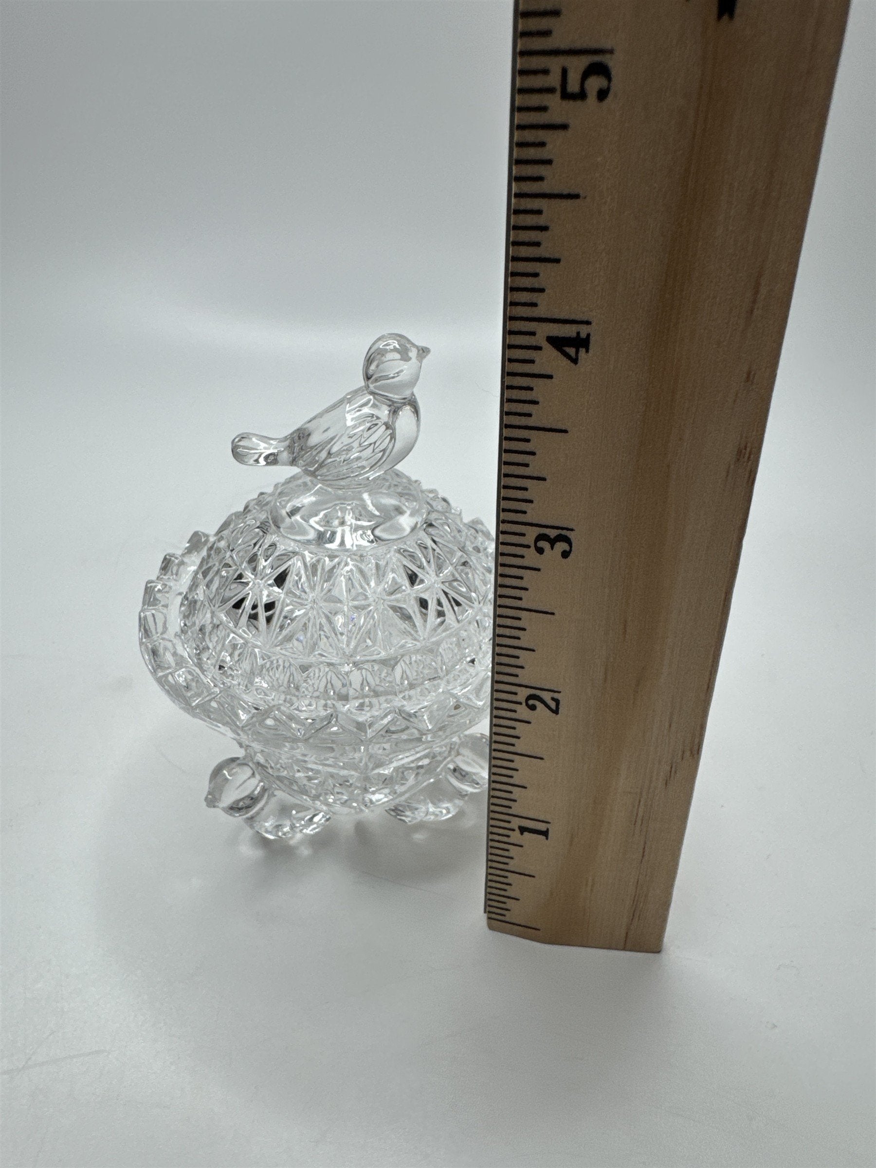 Vintage The Byrdes Birds Crystal Collection Trinket Box Round Footed Bavarian