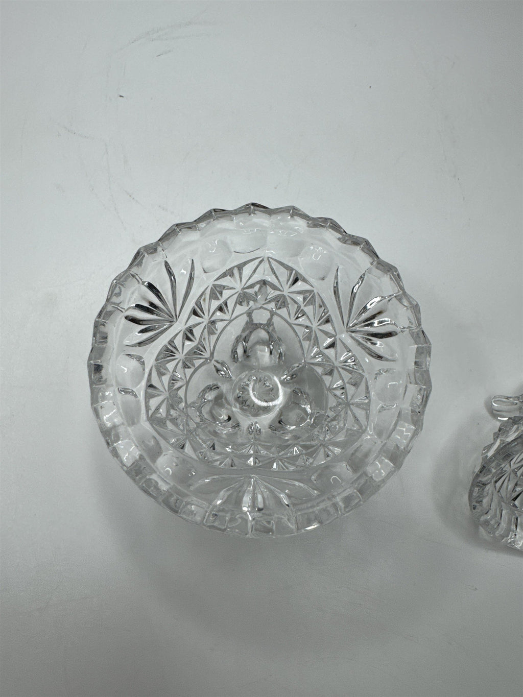 Vintage The Byrdes Birds Crystal Collection Trinket Box Round Footed Bavarian