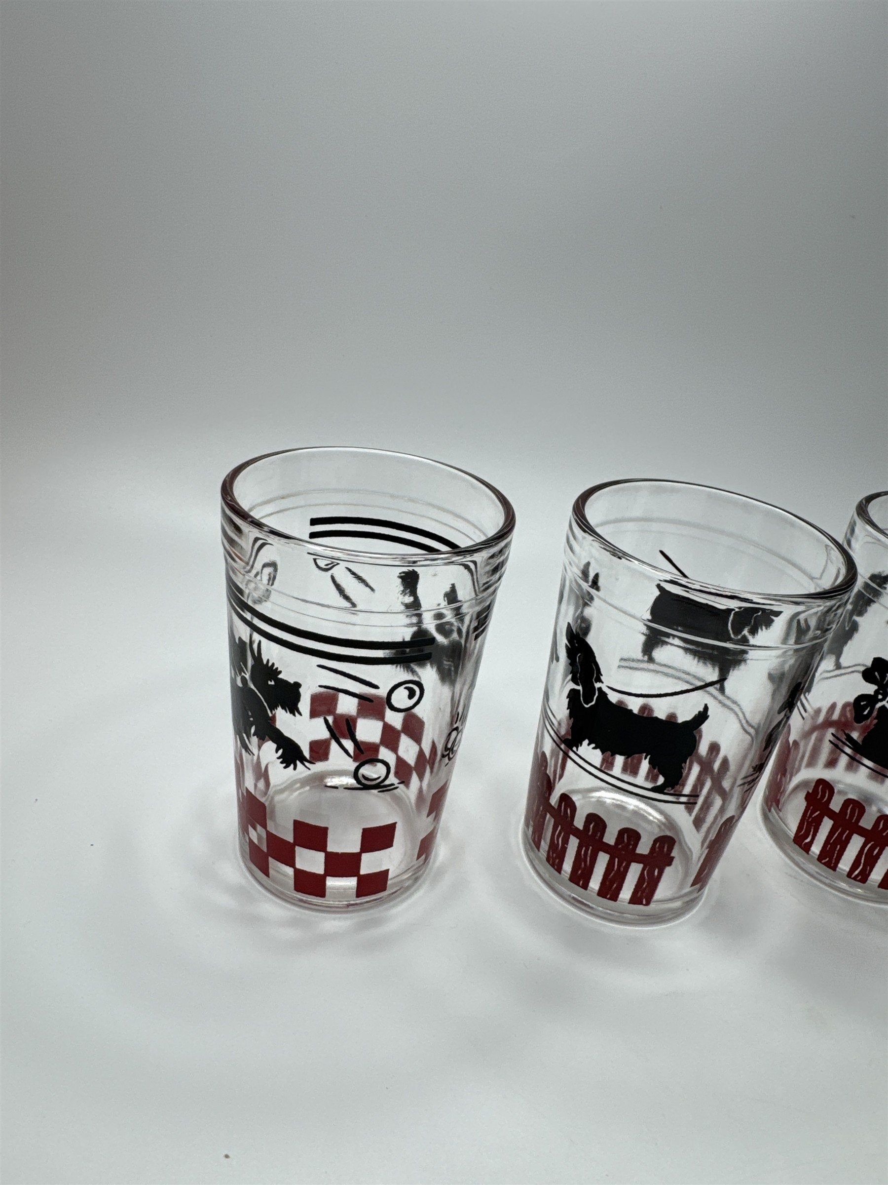 Set of 6 Vtg Hazel Atlas MCM Puppy Dogs Having Fun Doing Tricks Juice Glasses