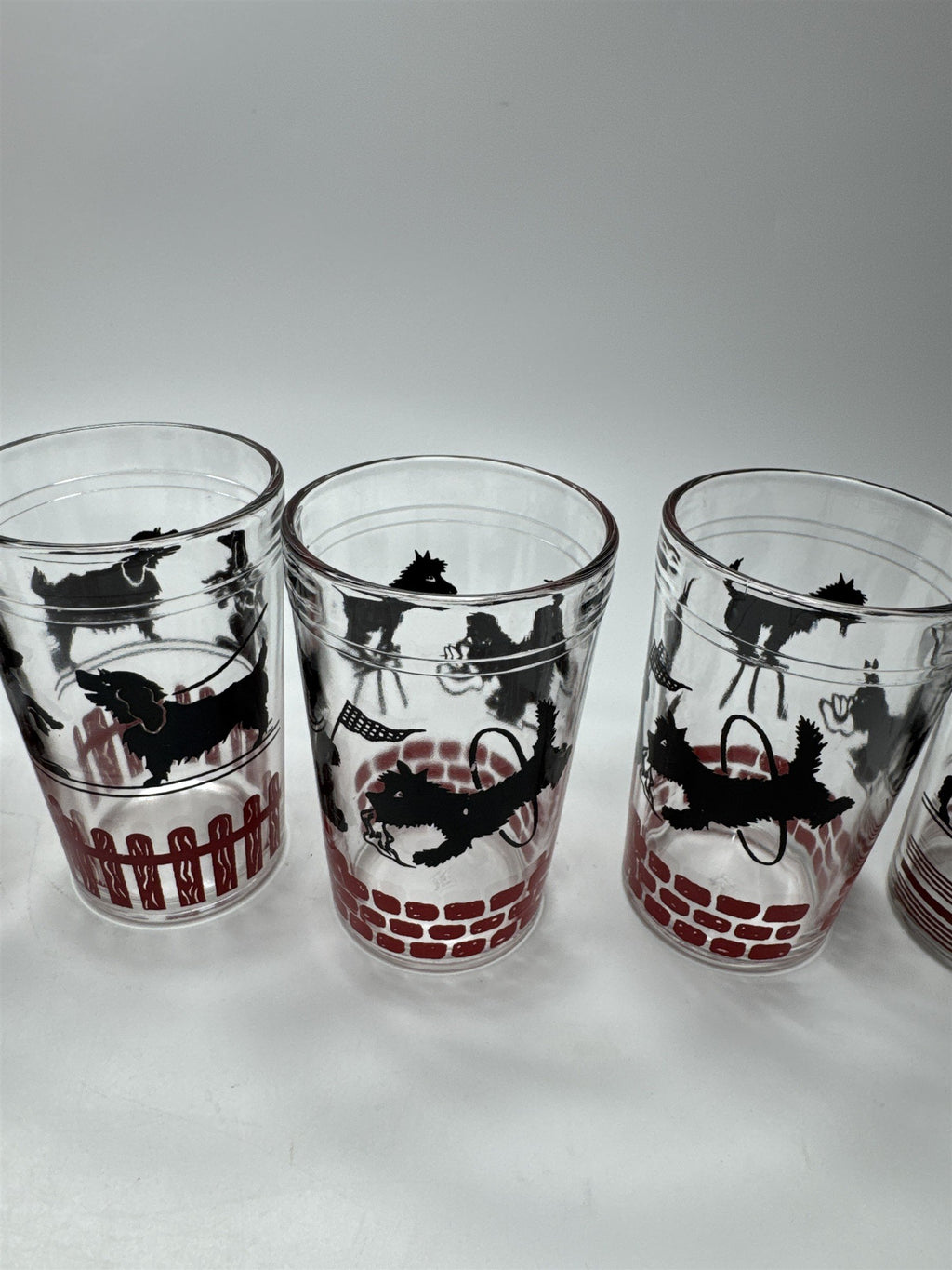 Set of 6 Vtg Hazel Atlas MCM Puppy Dogs Having Fun Doing Tricks Juice Glasses