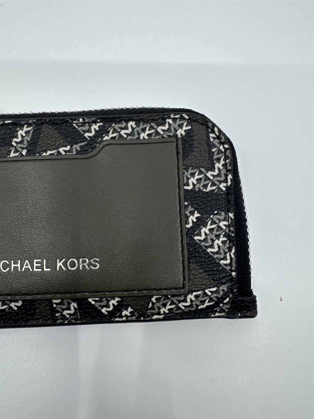 Michael Kors Men's Leather Olive/Army Green Zip Wallet/Card Holder
