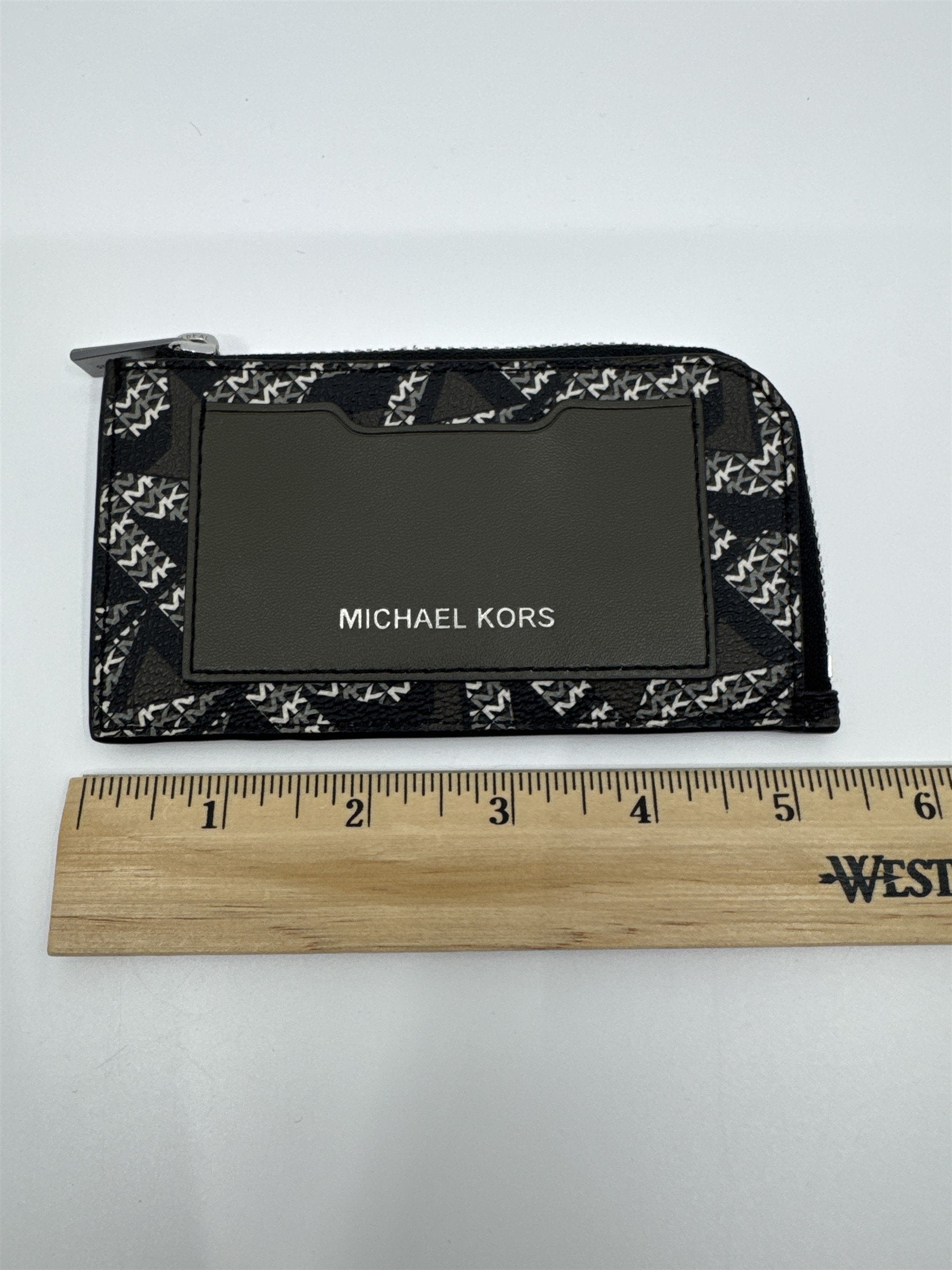 Michael Kors Men's Leather Olive/Army Green Zip Wallet/Card Holder