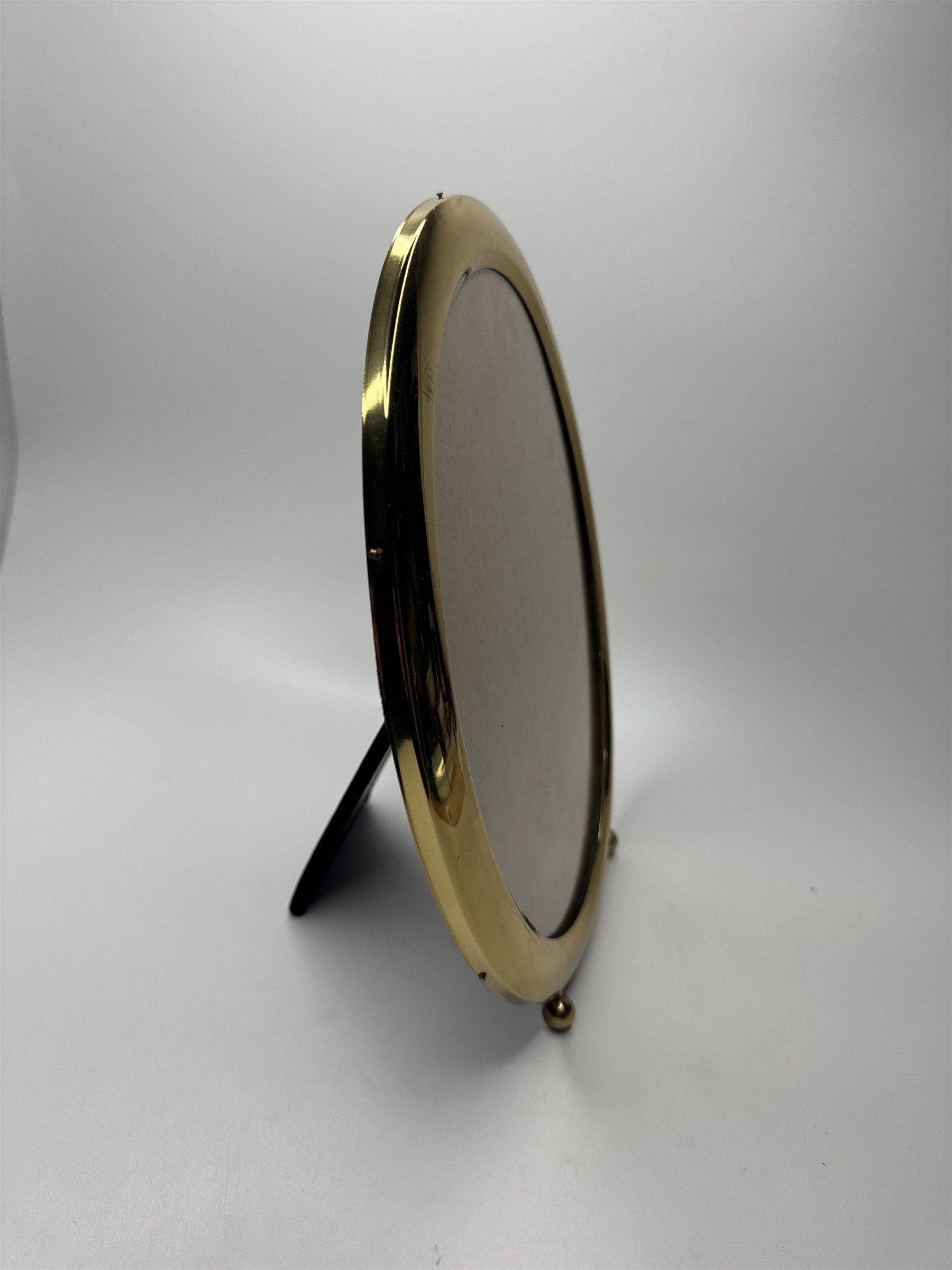Vintage Brass Footed Oval Glass Picture Photo Frame Velvet Easel Black Gold Knob