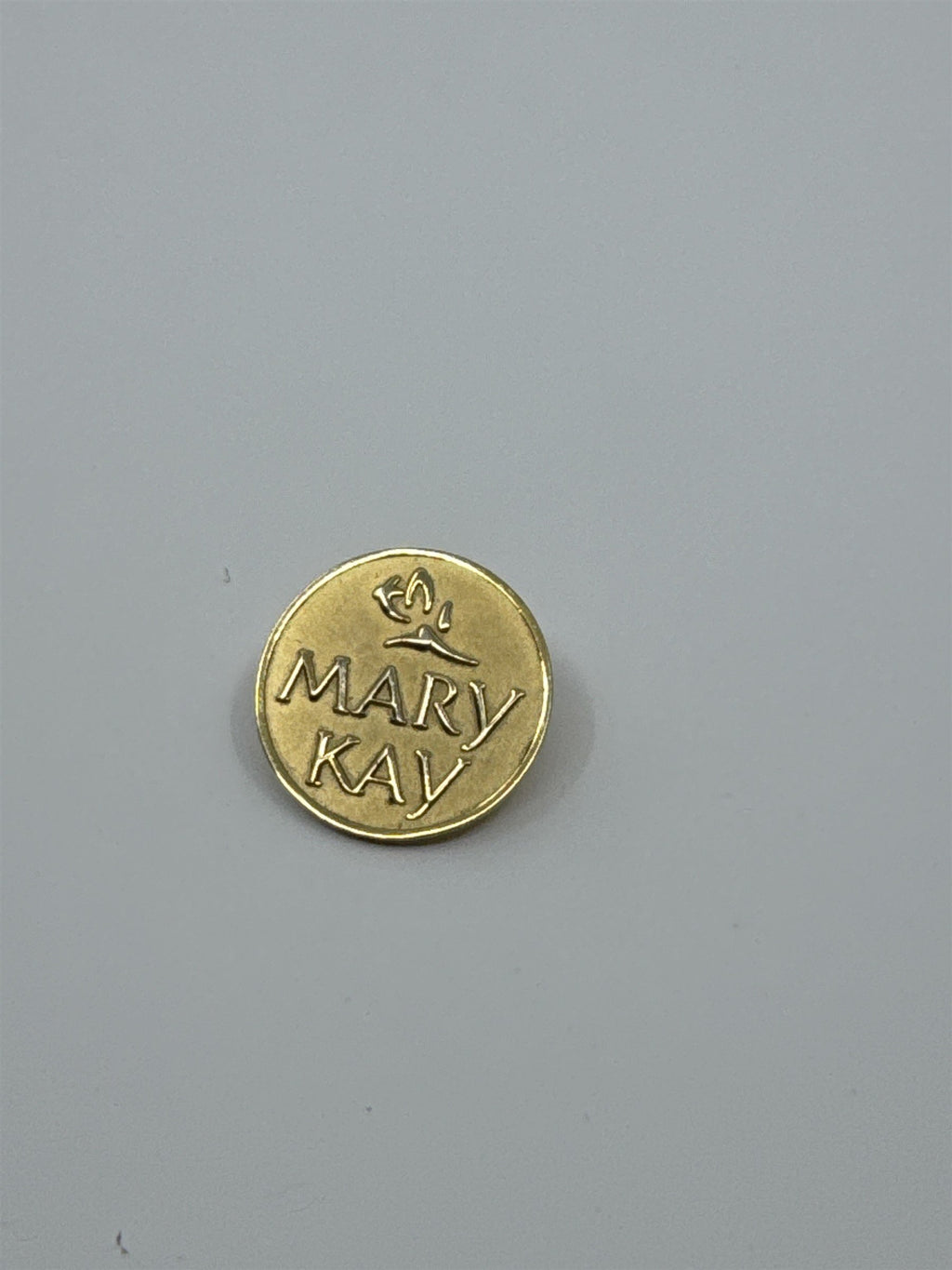 Vintage Mary Kay Cosmetics Gold Toned Consultant Host Pin Brooch