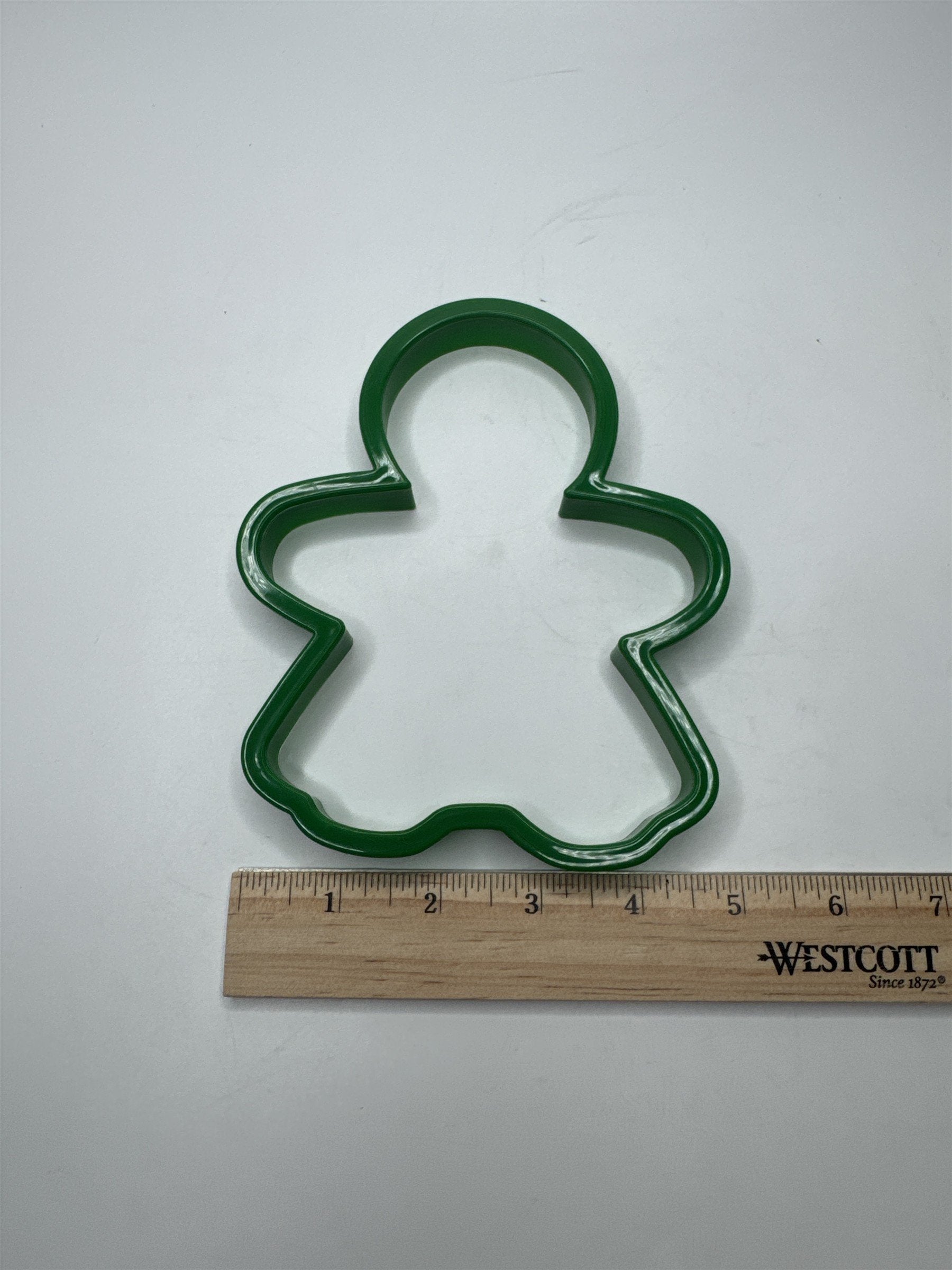 Lot of 5 Large Cookie Cutters Including a Star, Two Circles, and Gingerbread