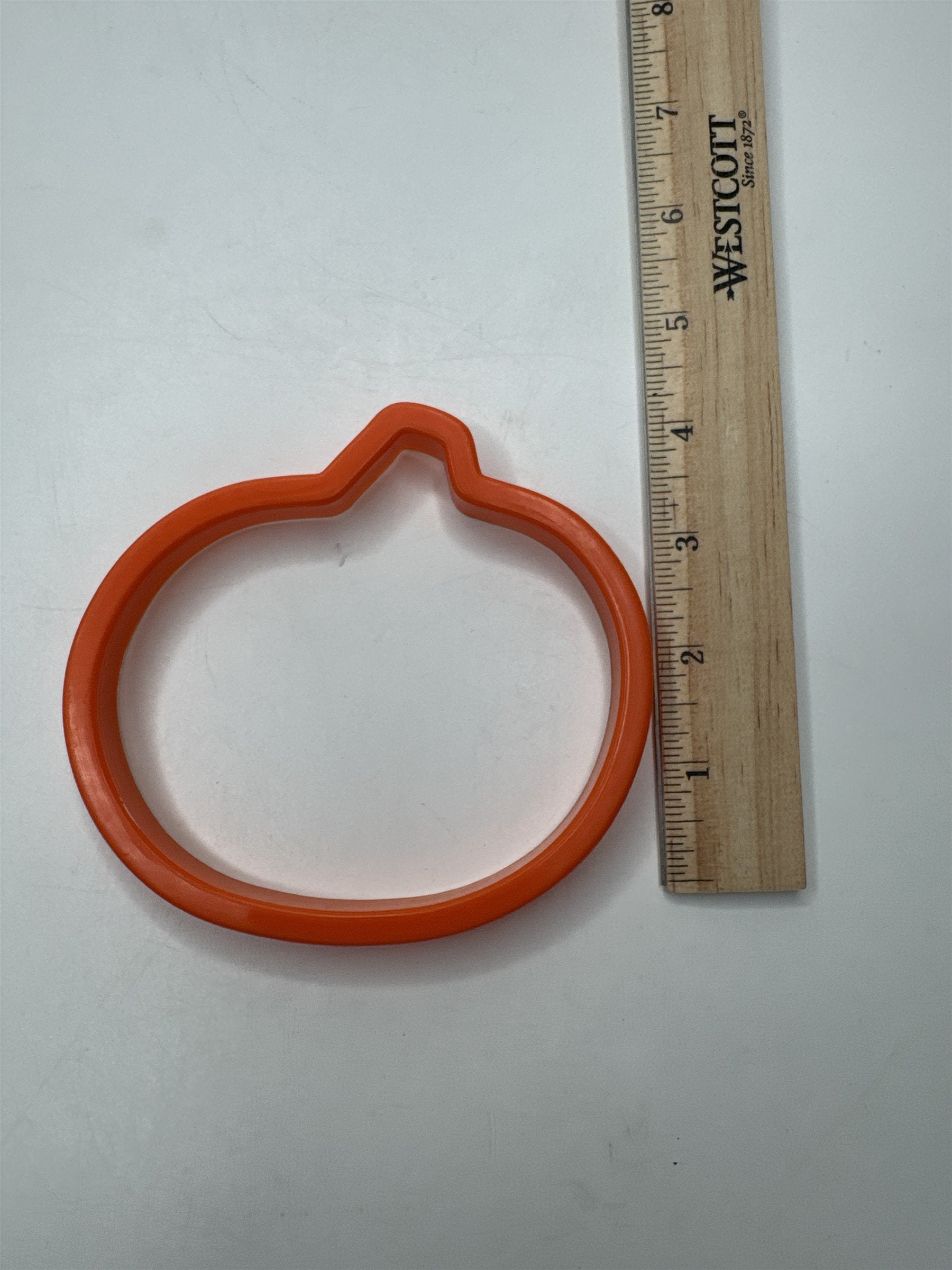 Lot of 5 Large Cookie Cutters Including a Star, Two Circles, and Gingerbread
