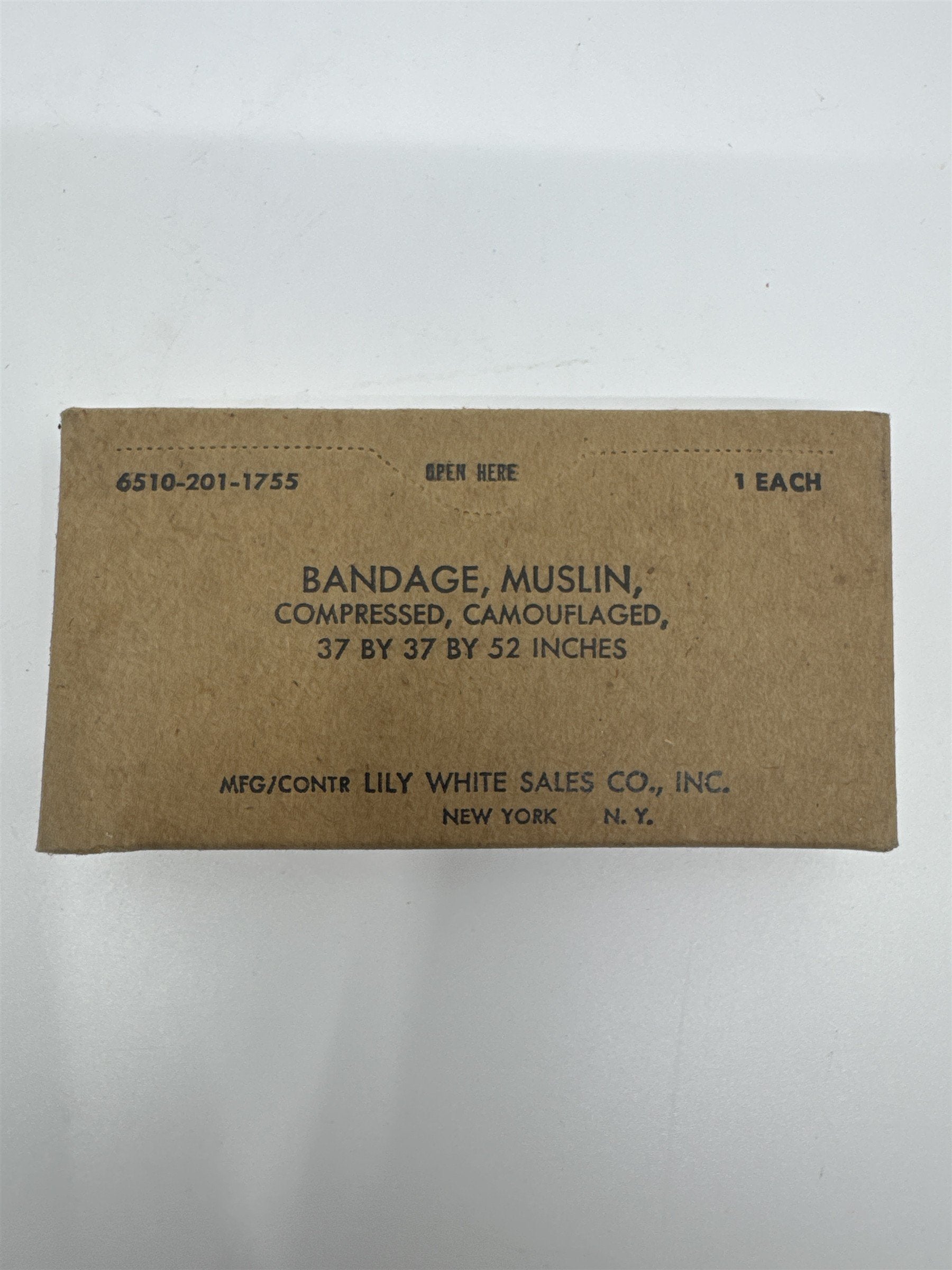 Vintage Lily White Sales Co. Bandage Muslin Compressed Bandage/Dressing In Box