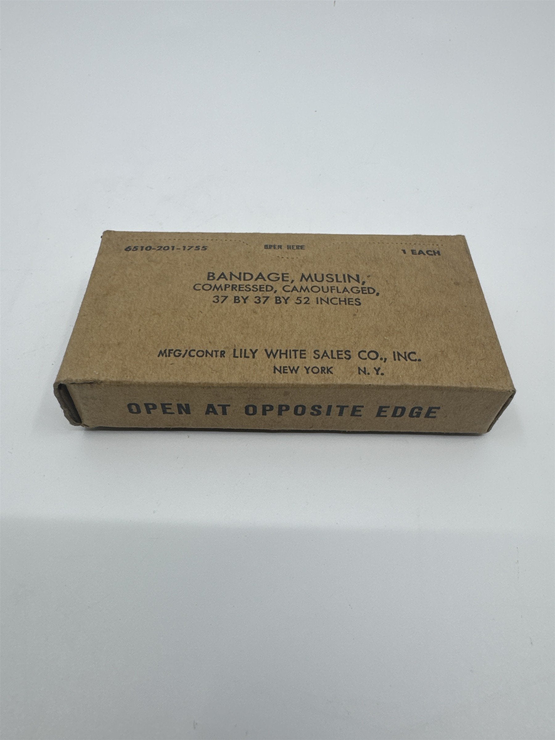 Vintage Lily White Sales Co. Bandage Muslin Compressed Bandage/Dressing In Box