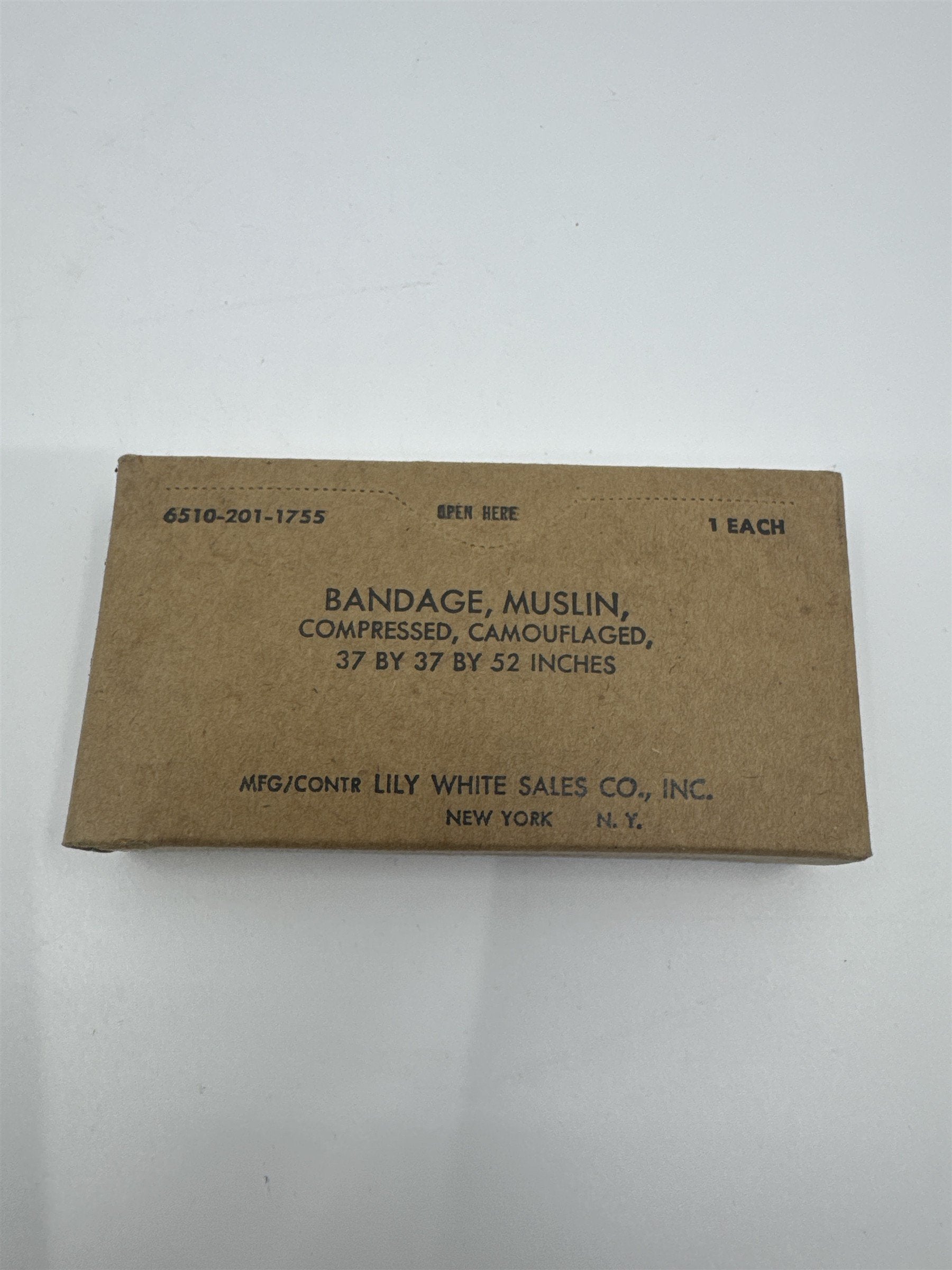 Vintage Lily White Sales Co. Bandage Muslin Compressed Bandage/Dressing In Box