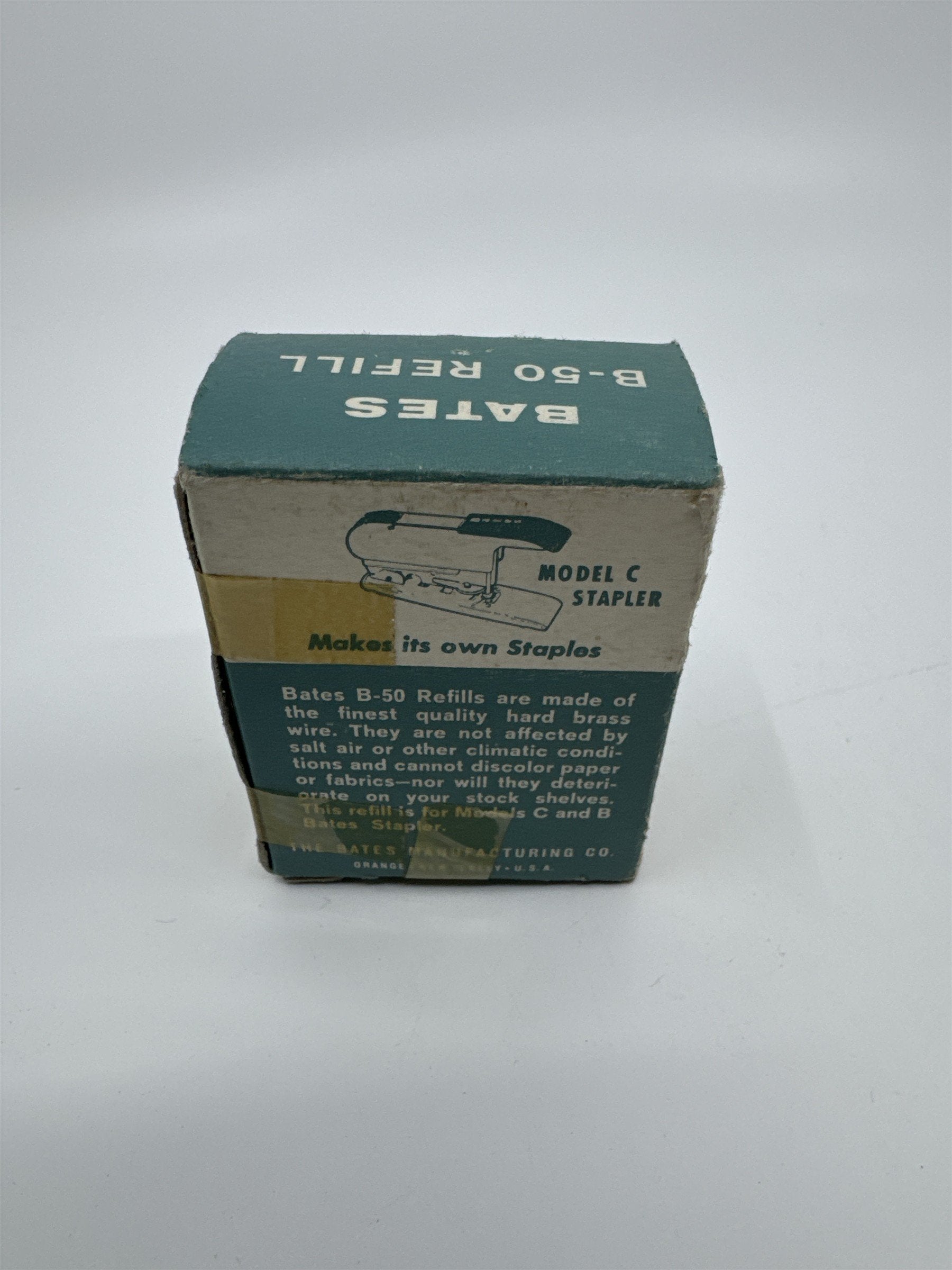Vintage Bates B-50 Refill 5,000 Brass Staples Maker For Models C and D Staplers