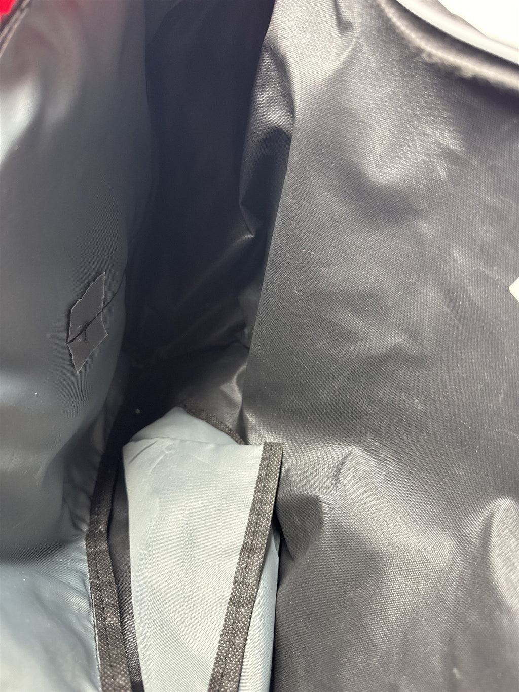 SportClips Haircuts Employee Sling Bag /w 2 Zipper Pockets and Organization