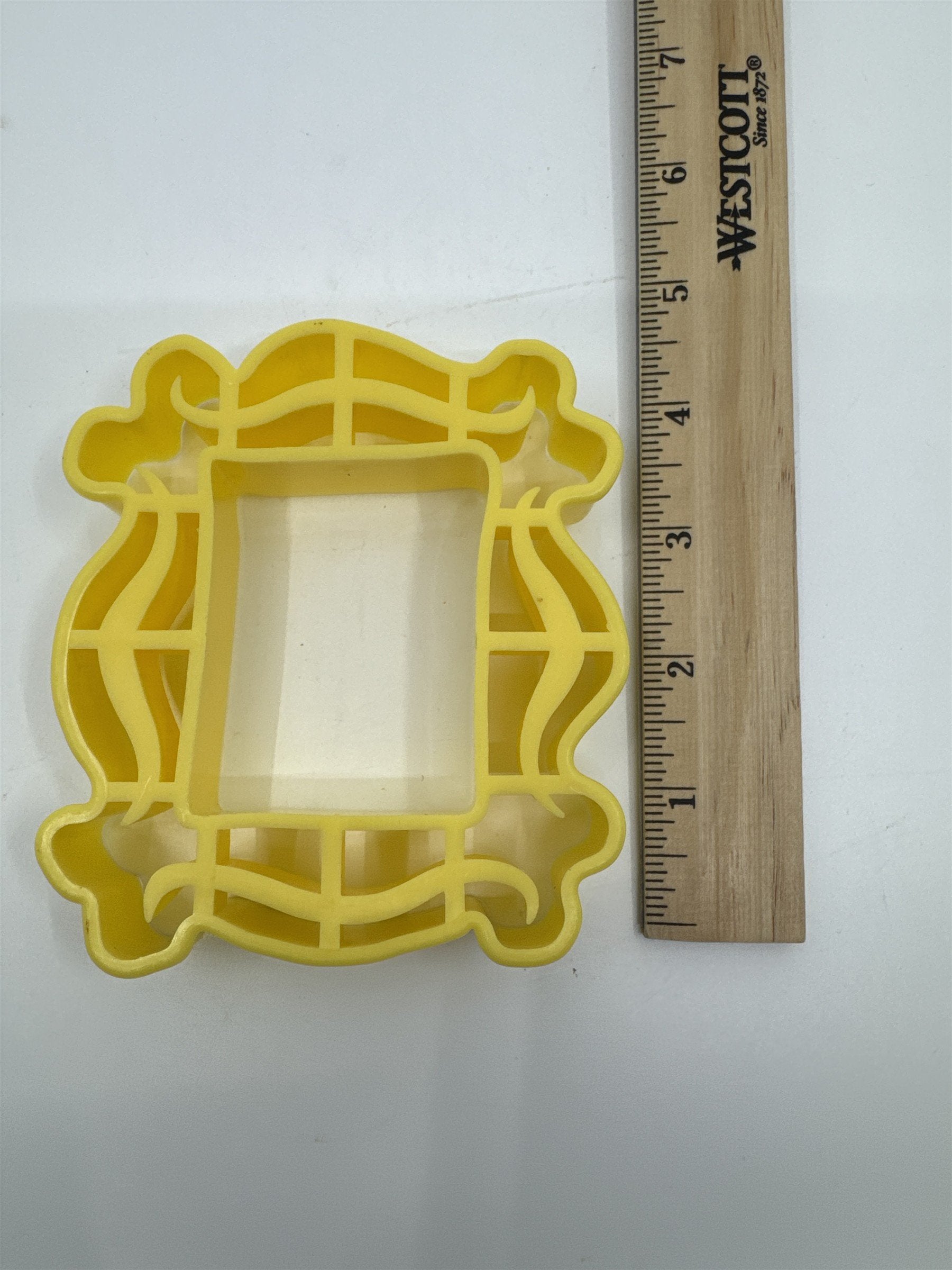 Yellow Friends TV Show Door Frame Peephole From Monica's House Cookie Cutter