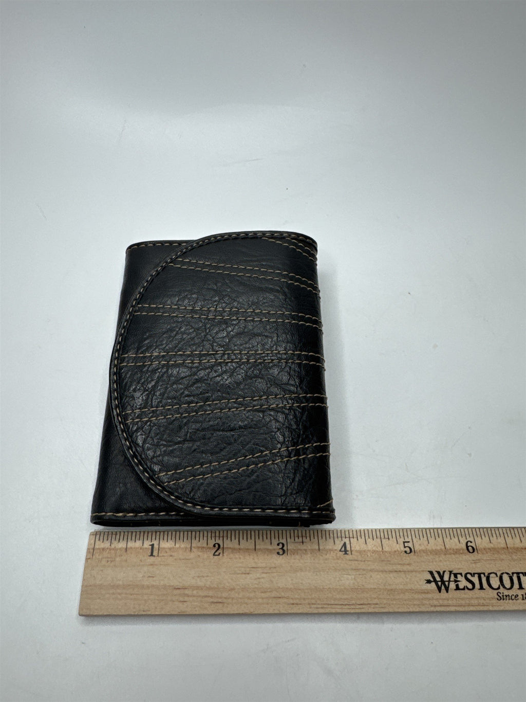 Retro Black Tri-Fold Wallet Liz Claiborne Axcess Tan Contrast Stitch