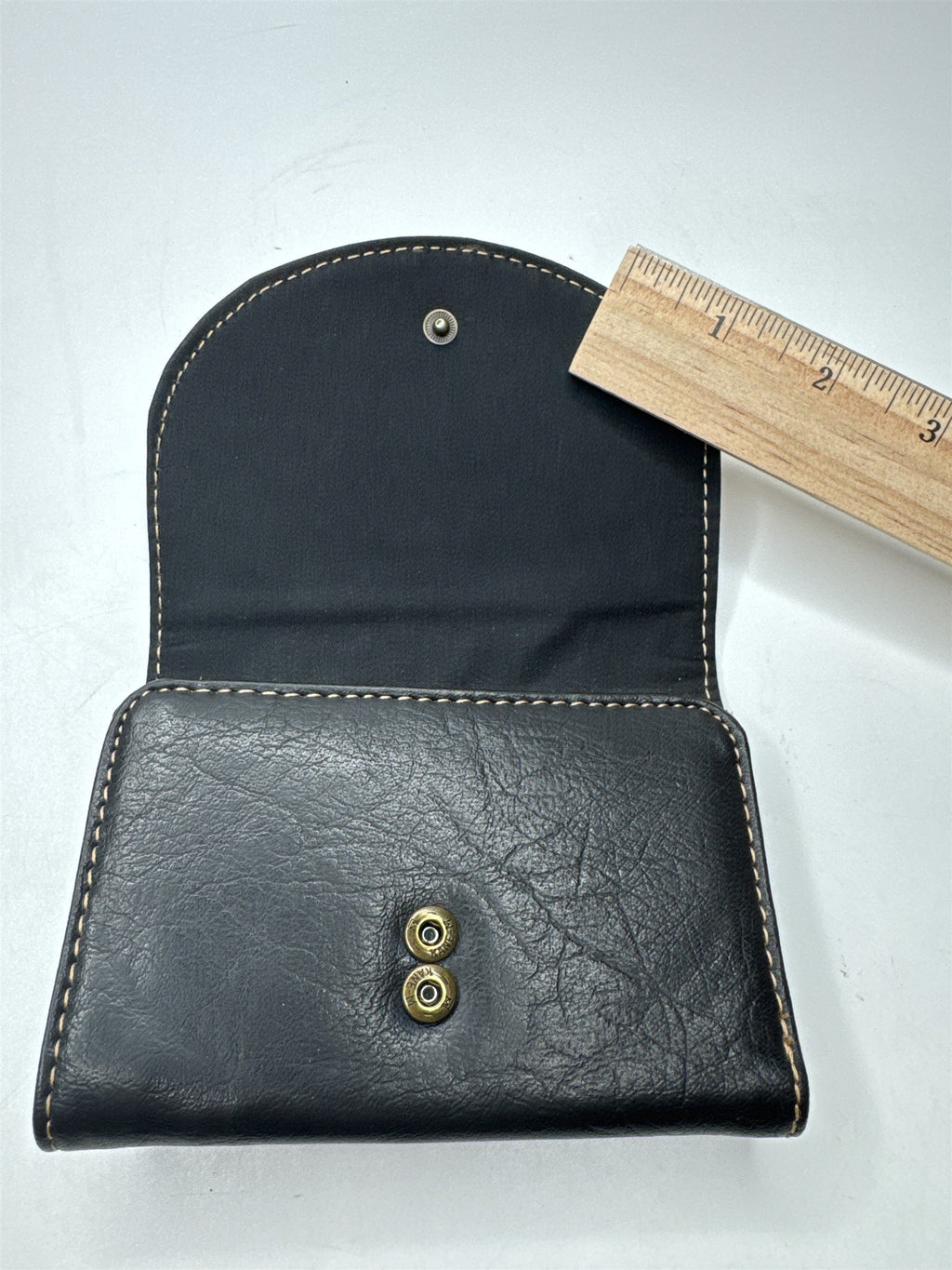 Retro Black Tri-Fold Wallet Liz Claiborne Axcess Tan Contrast Stitch