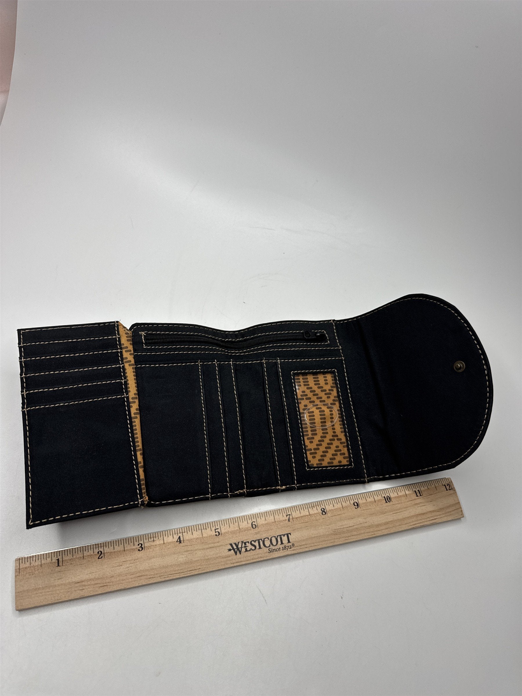 Retro Black Tri-Fold Wallet Liz Claiborne Axcess Tan Contrast Stitch
