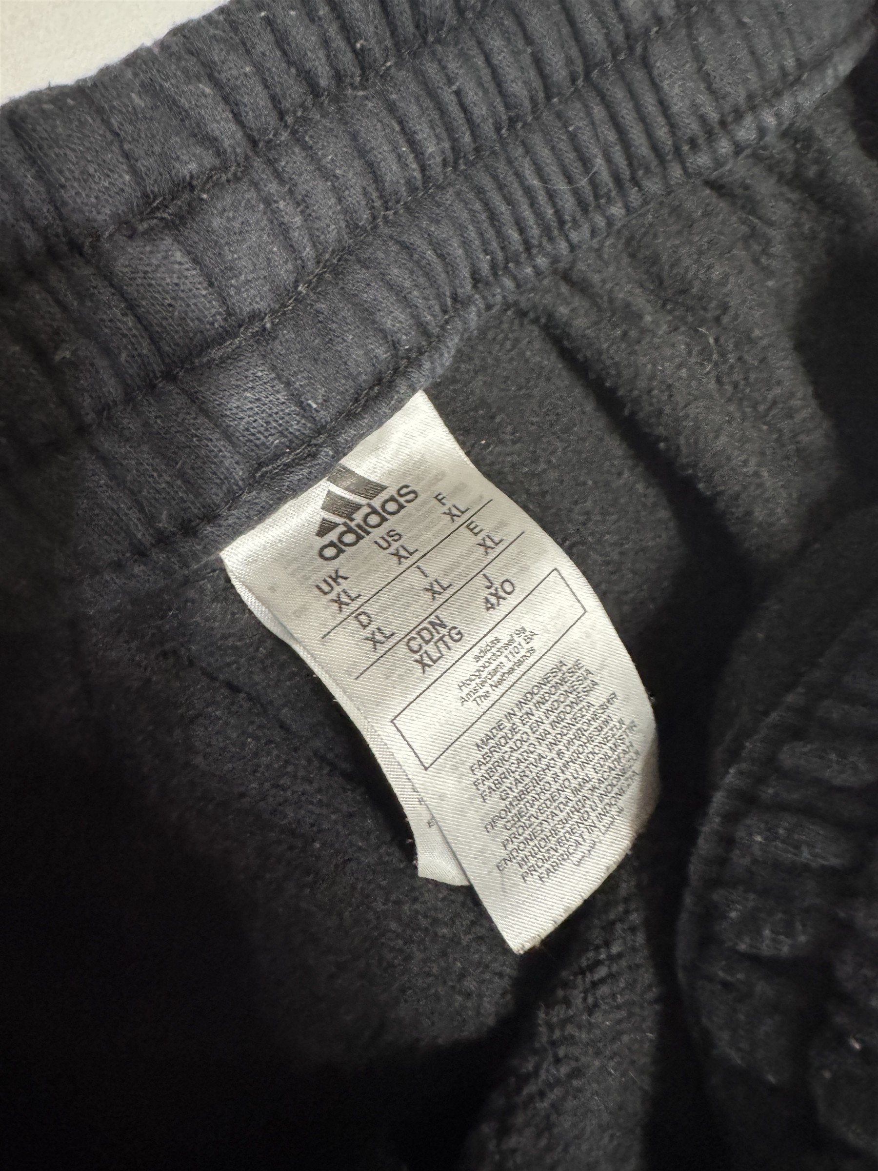 Mens Adidas Black XL Sweatpants 3 Stripes Black on Black Stealth Joggers