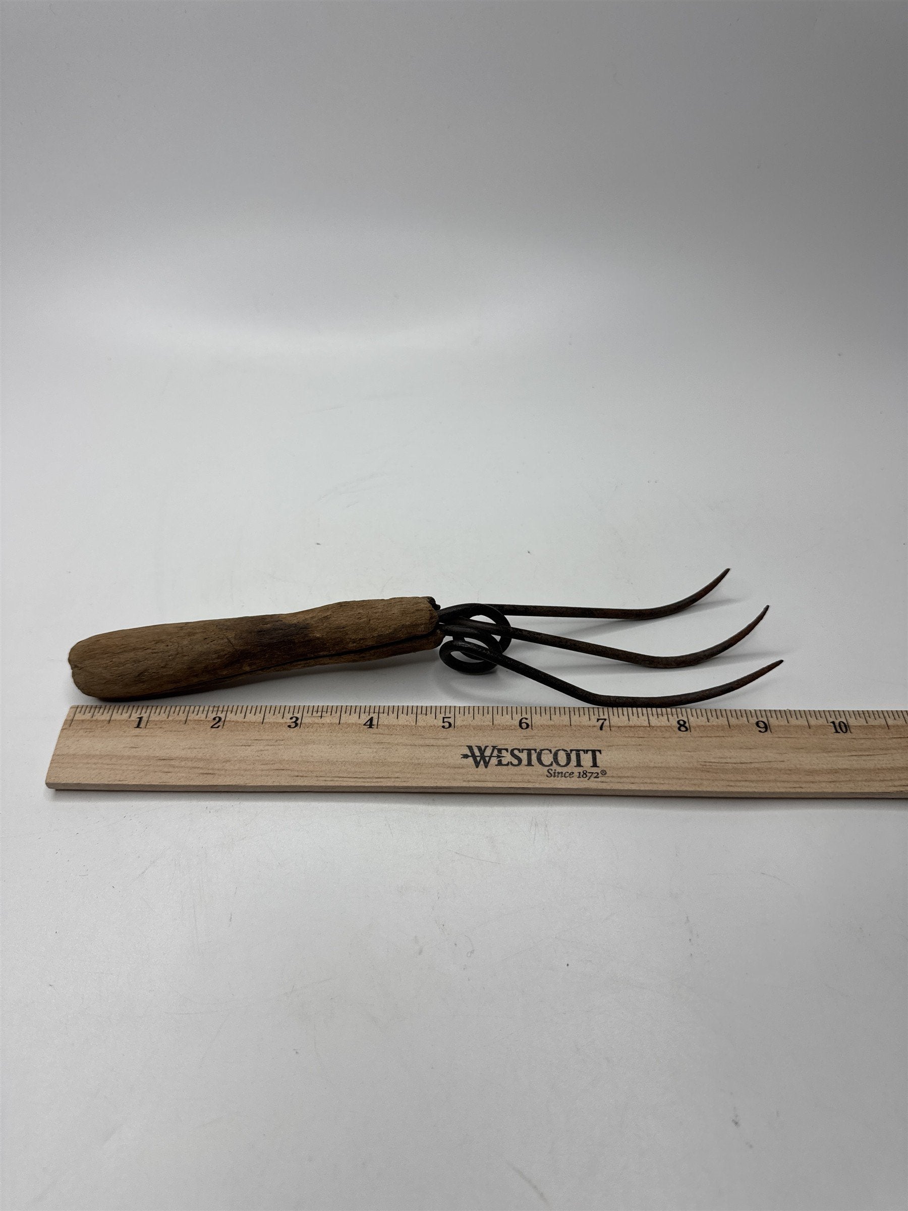 Vintage Small Hand Rake Garden Farm Tool Primitive 3 Tine Prong Cultivation Tool