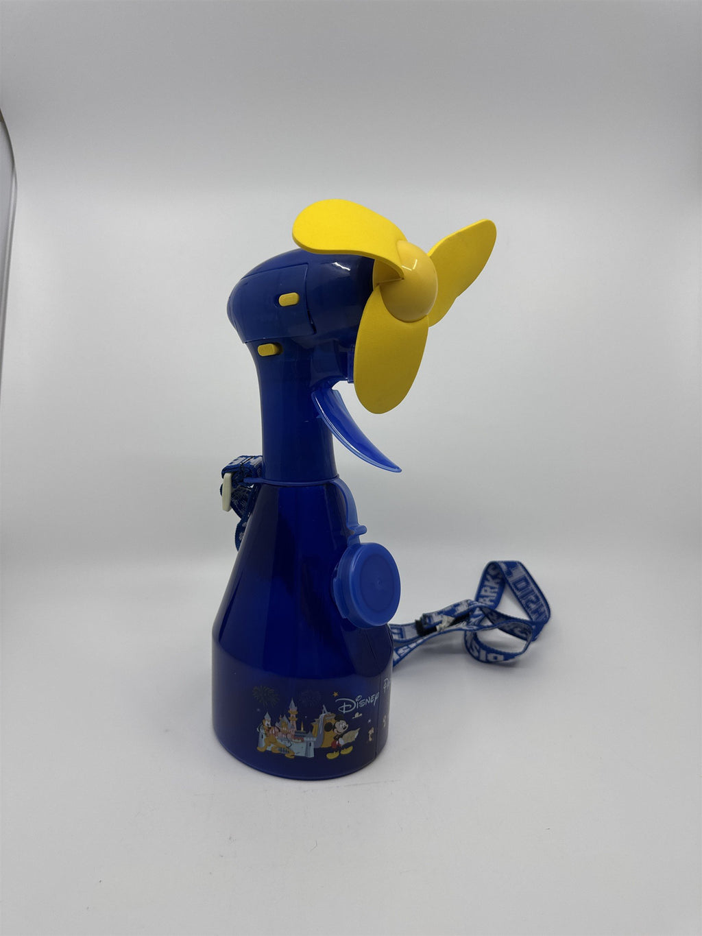 Walt Disney World Disney Parks Misting Water Spray Bottle Mister Fan /w Lanyard