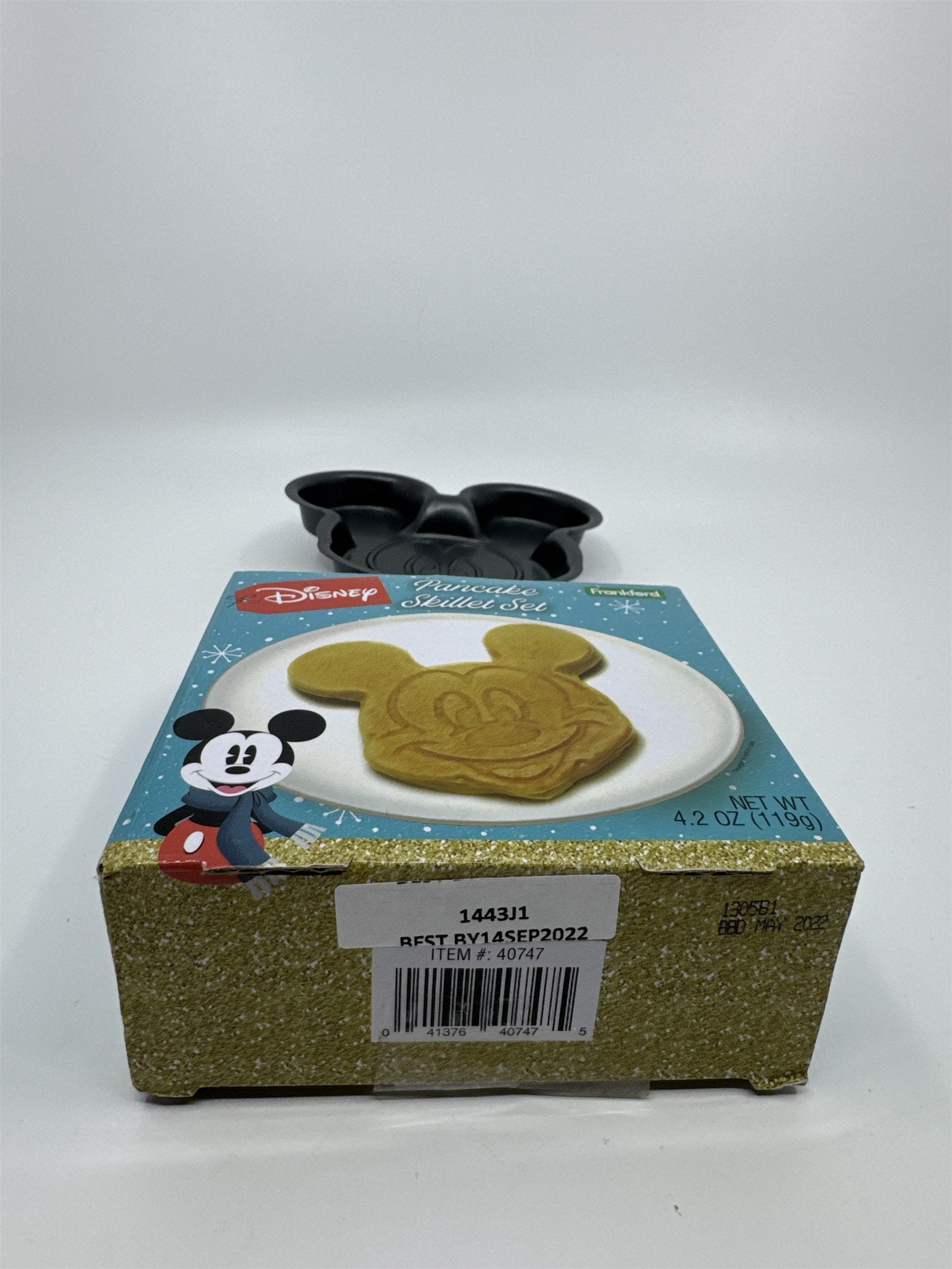 SEALED 2022 Disney Mickey Mouse Pancake Skillet Set for Fluffy Pancakes