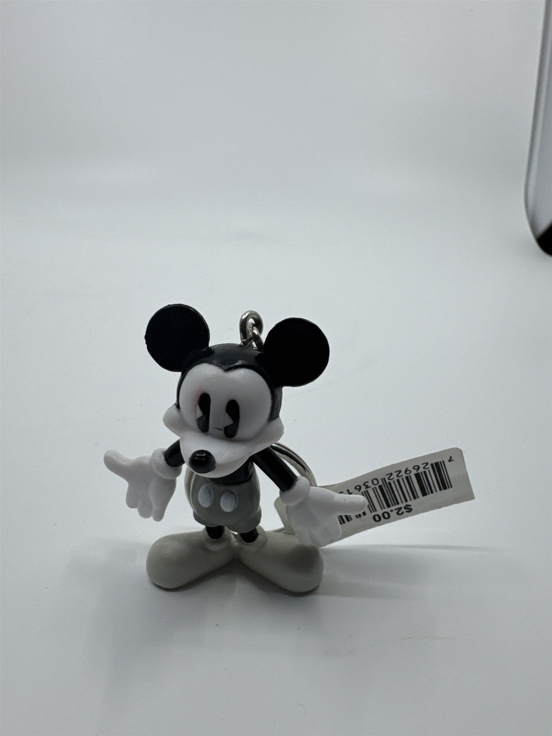 Walt Disney World Retro Mickey Mouse PVC Keyring Keychain