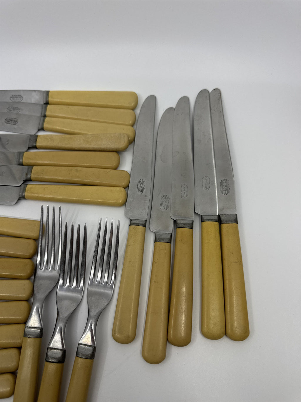 VINTAGE Universal Resistain Stainless Flatware 24 Pc Knives Forks USA