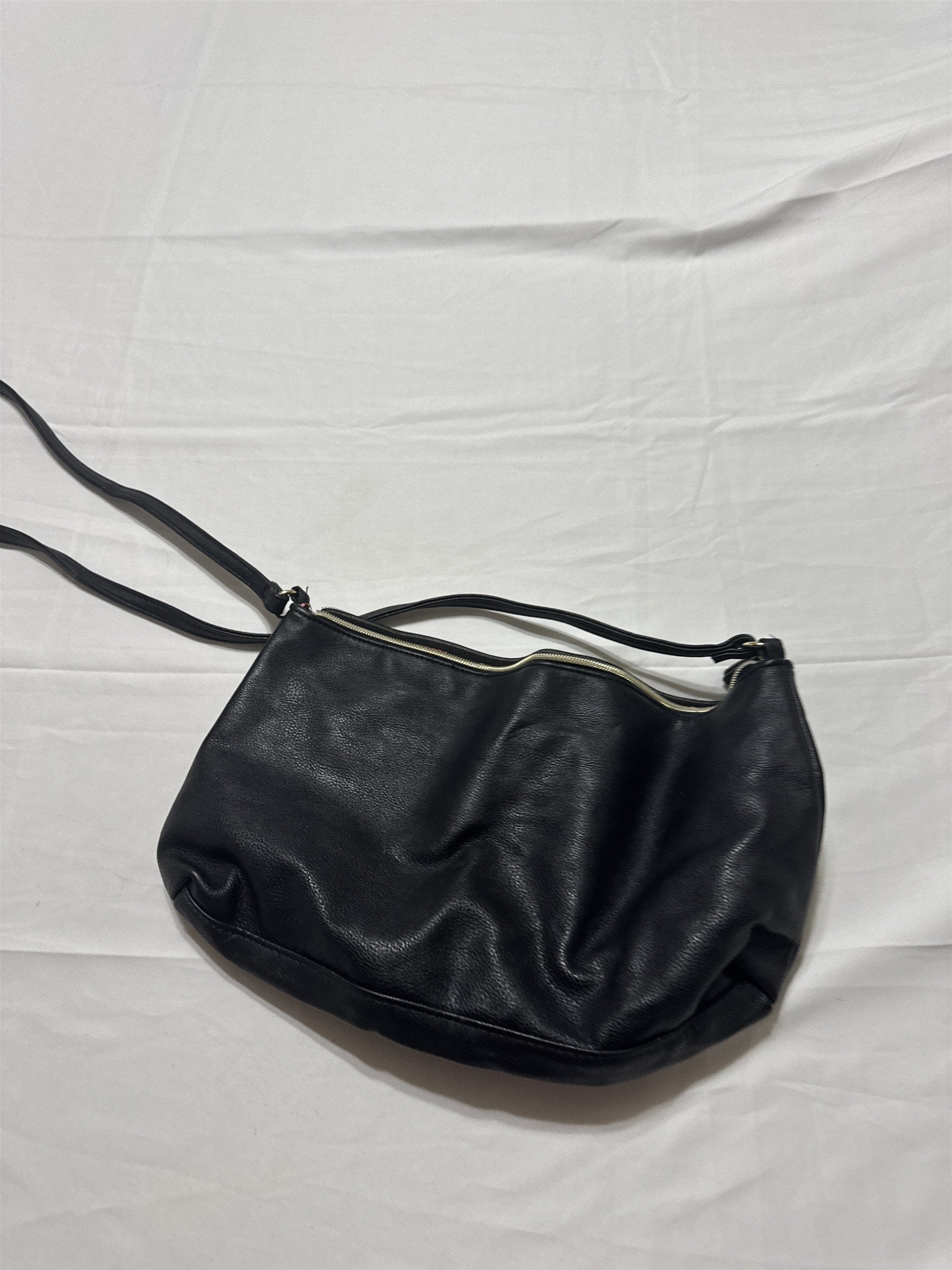 Womens Betsey Johnson Black Shoulder Bag Purse Floral Interior Print Pattern