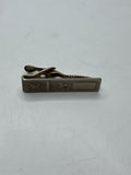VINTAGE Mens Gold Tone Floral Pattern Tie Bar Clip Retro Dapper Fashion