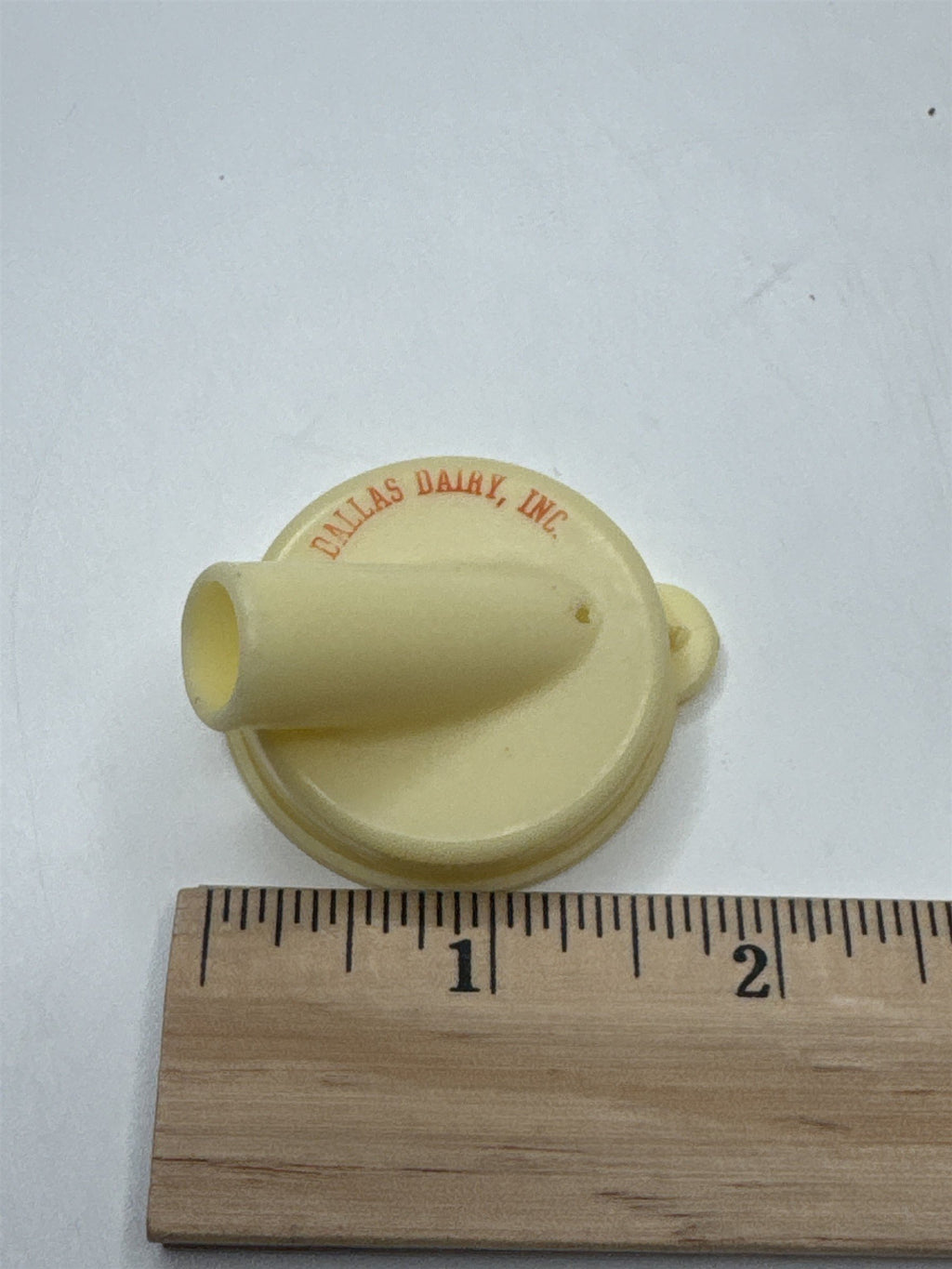 VINTAGE Dallas Dairy Inc Milk Bottle Spout Cap Collectible Cream Top Dairy