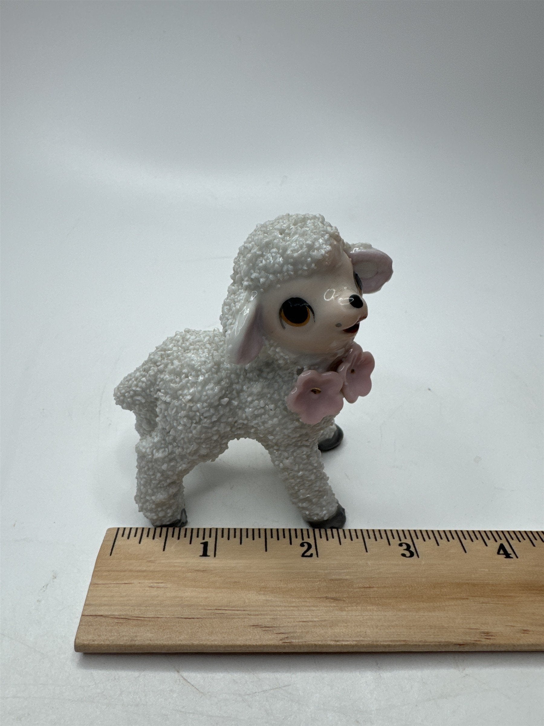 Anthromorphic Porcelain Floral Lamb Sugar Textured Spaghetti Lamb