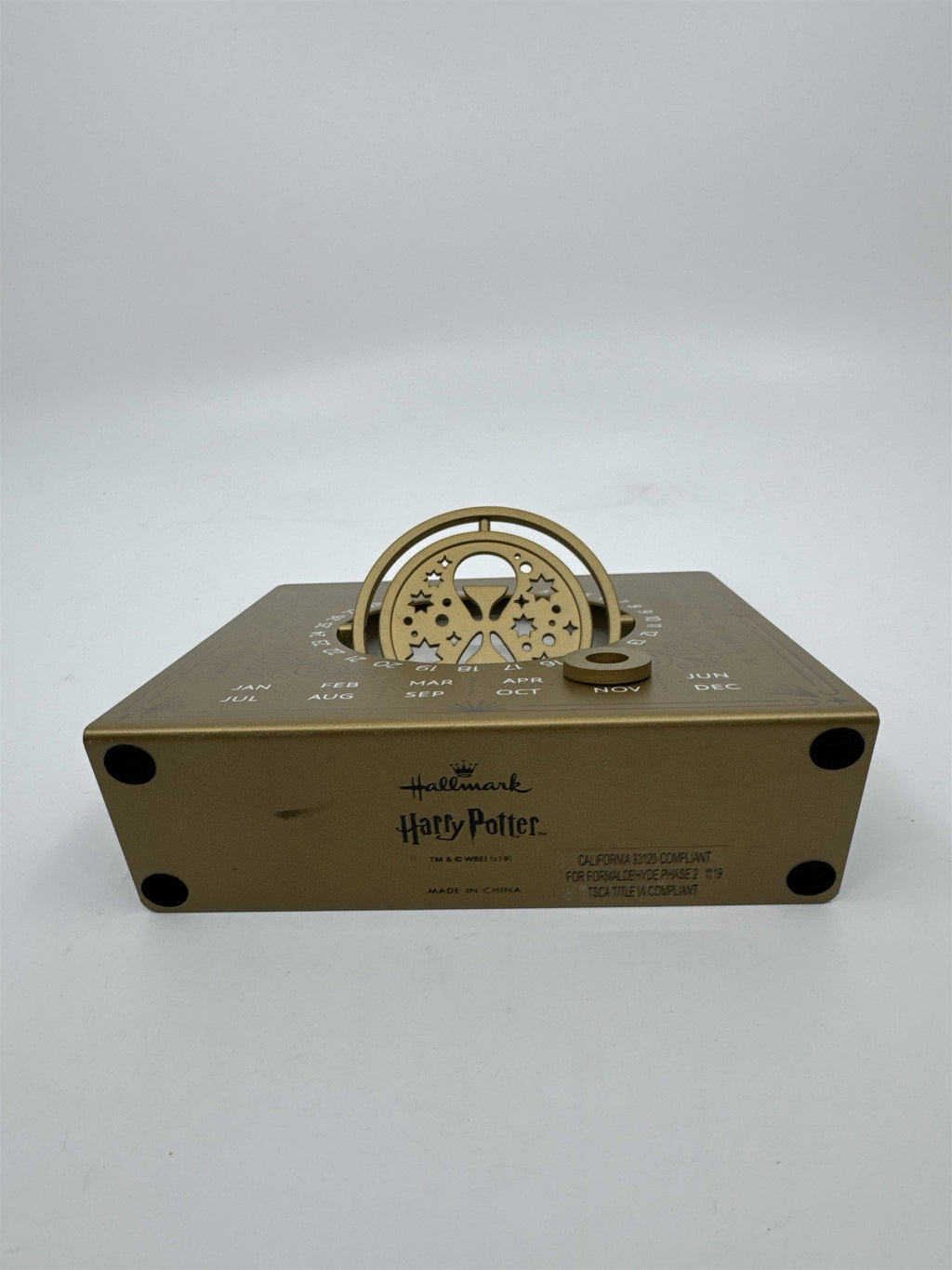 Harry Potter Hallmark Gold Perpetual Desk Calendar Time Turner W/ Magnet