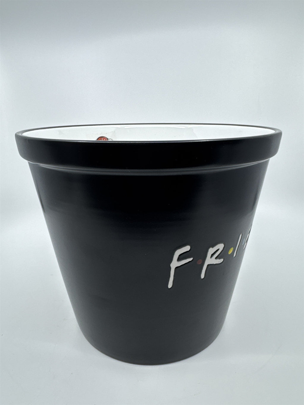 Warner Brothers TV Series Friends Ceramic Popcorn Serving Bucket/Bowl