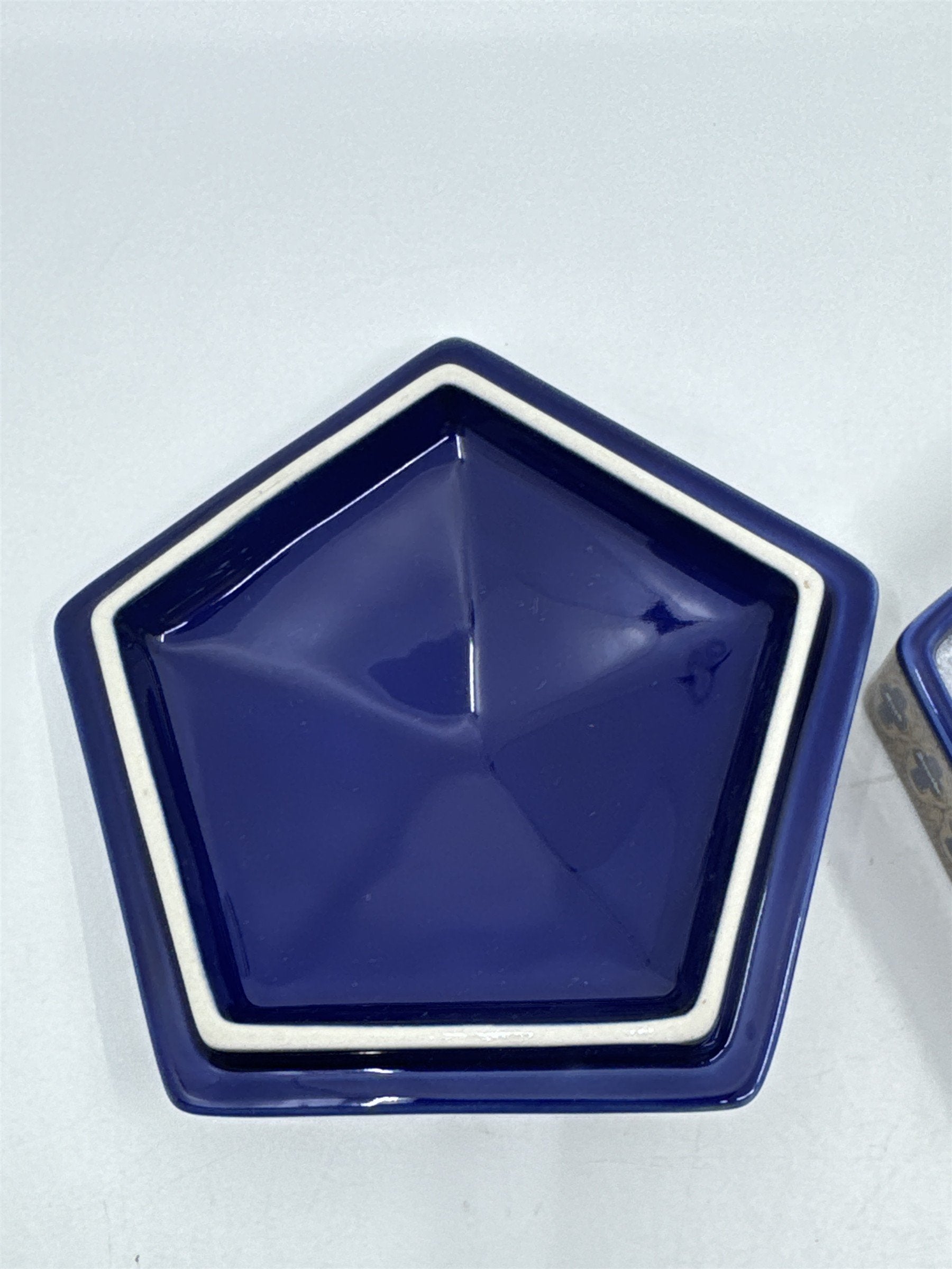 Harry Potter Chocolate Frog Ceramic Dish/Container/Trinket Box W/ Lid