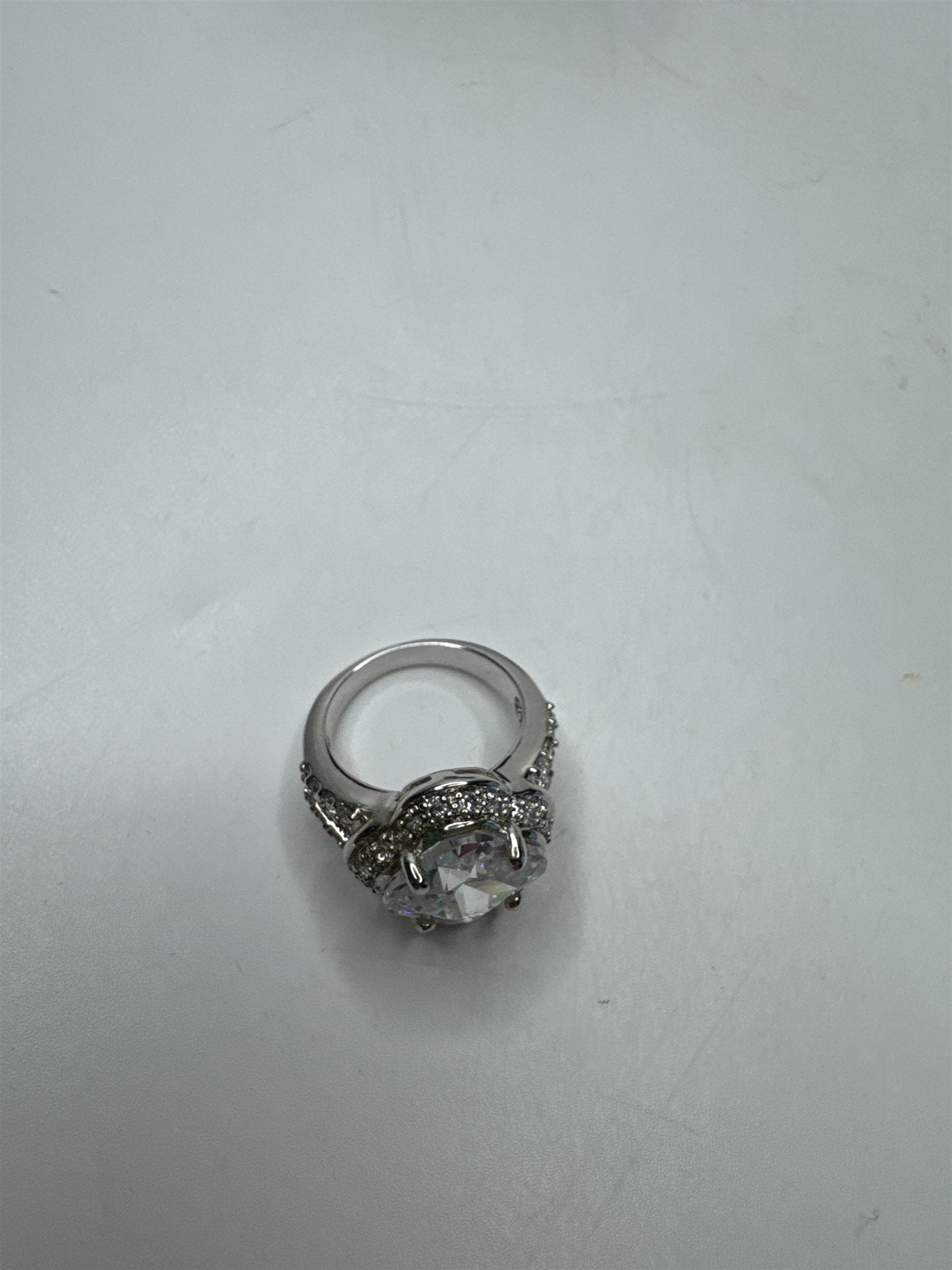 Size 7.75 Chunky Rhinestone Ring Cocktail Statement Sparkle Fashion Jewelry