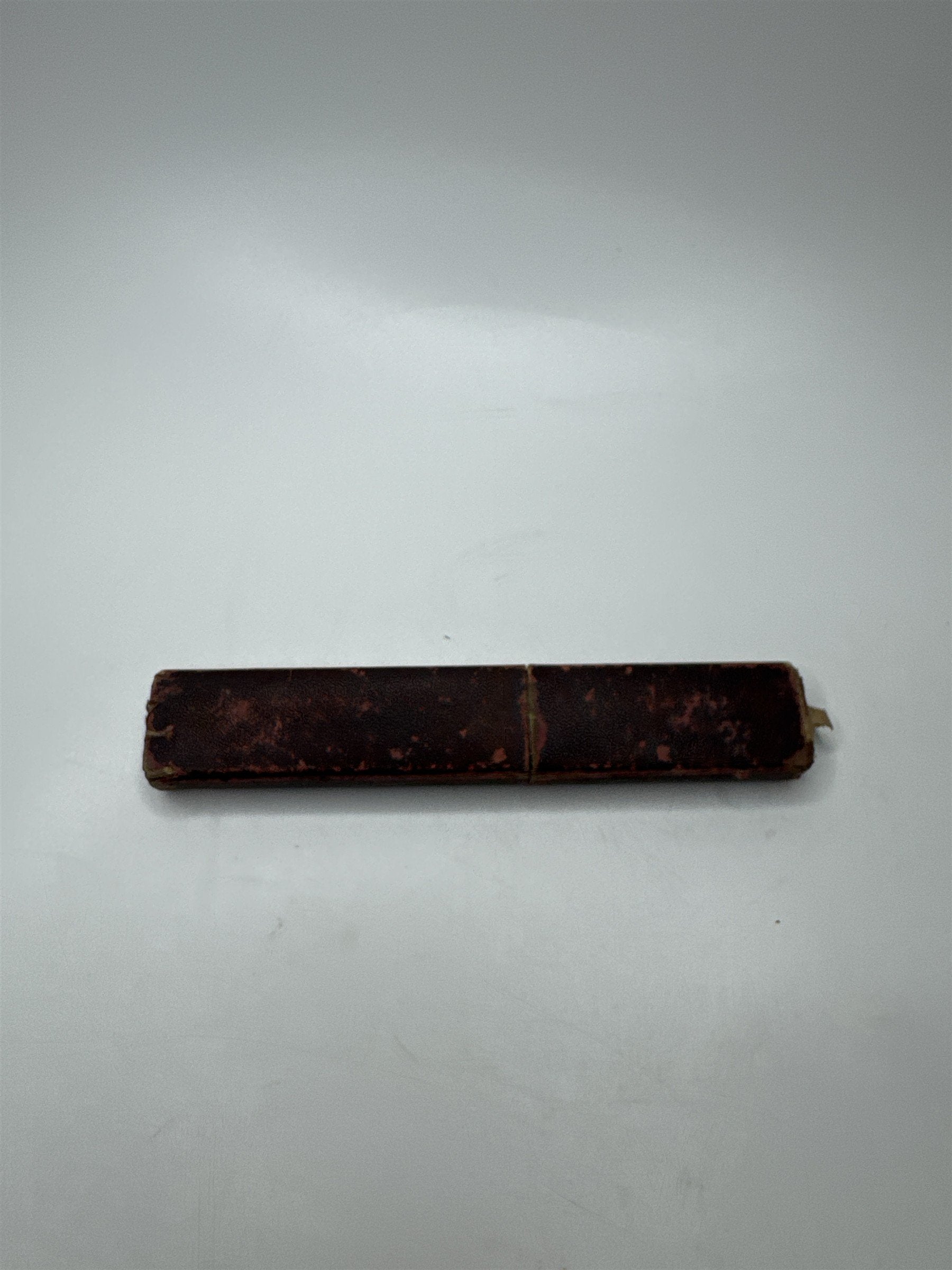 ANTIQUE Reliable B.S. Co. IT'S IT Shaver Box Chicago IL Vintage Collectible