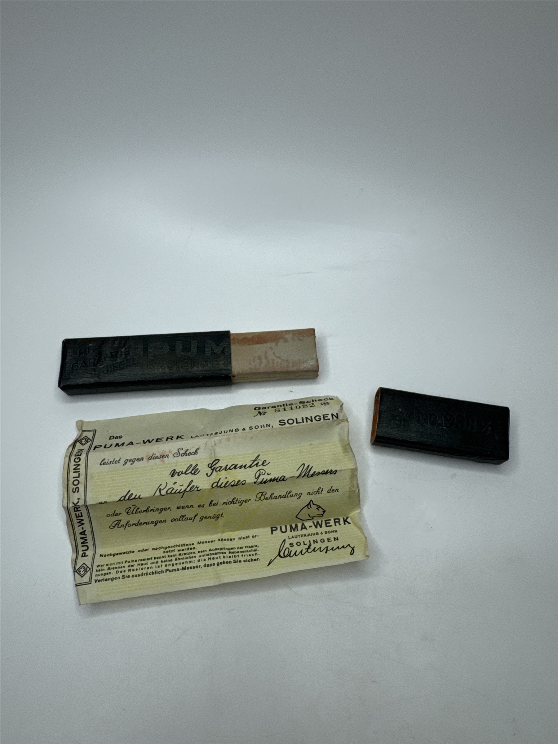 ANTIQUE PUMA RASIERMESSER STRAIGHT RAZOR Certificate Box Vintage Collectible