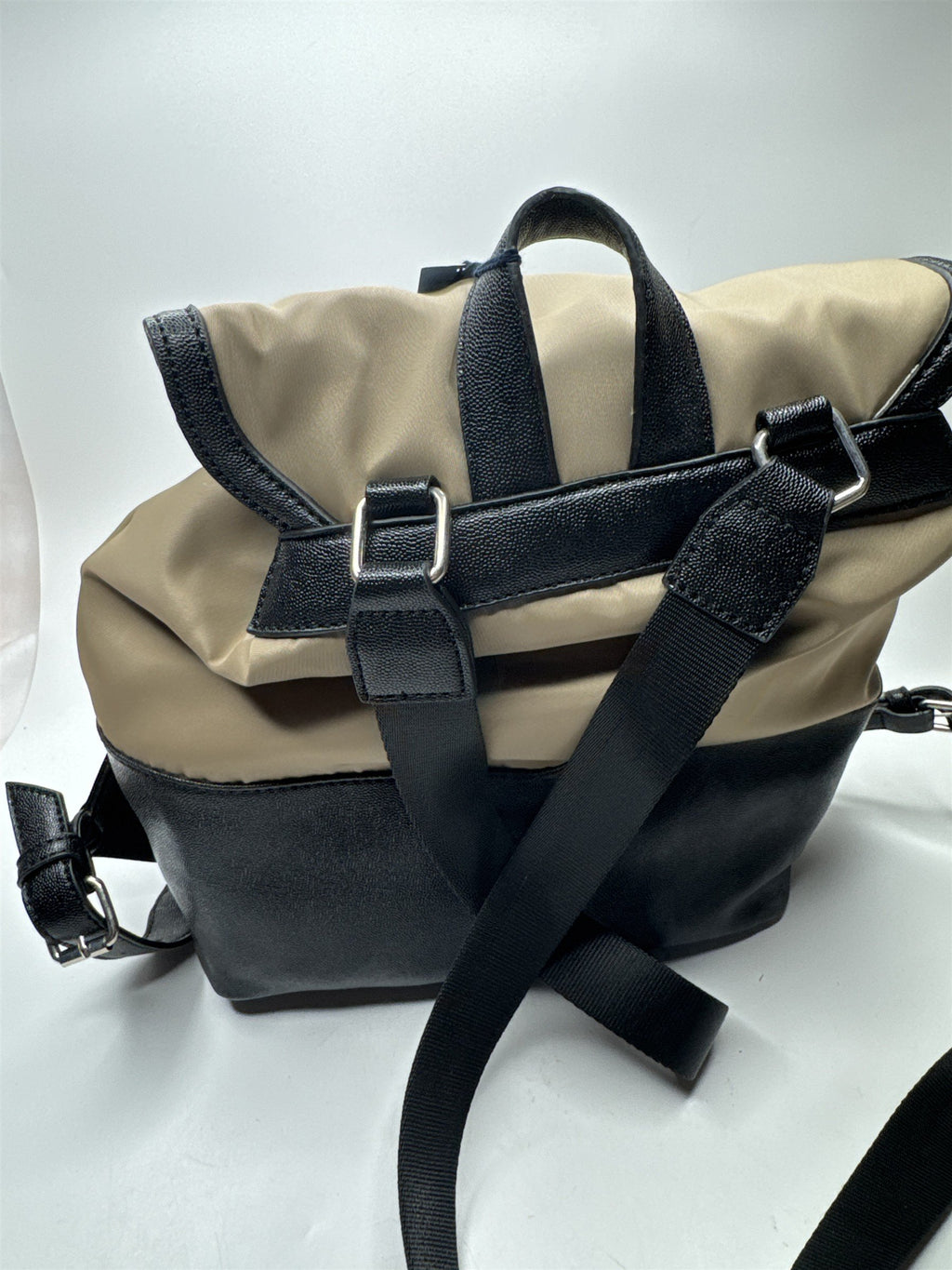 Simply Vera Vera Wang Tan and Black Backpack Svashley Backpack