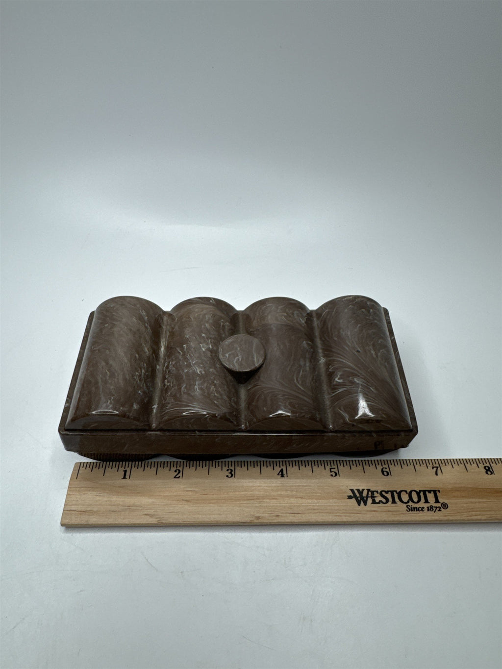 Retro Poker Chip Set in Swirl Resin Container Brown & White Vintage Game