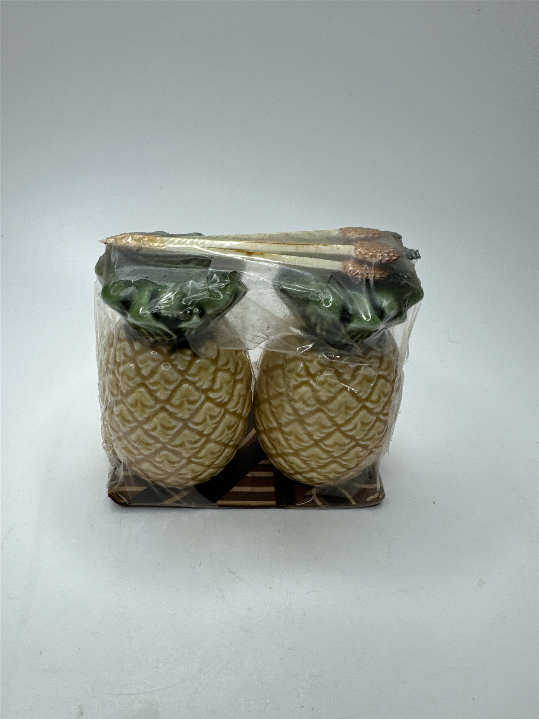 Vintage NOS Aloha Hawaii Pineapple Salt and Pepper Shakers Pineapple Shape