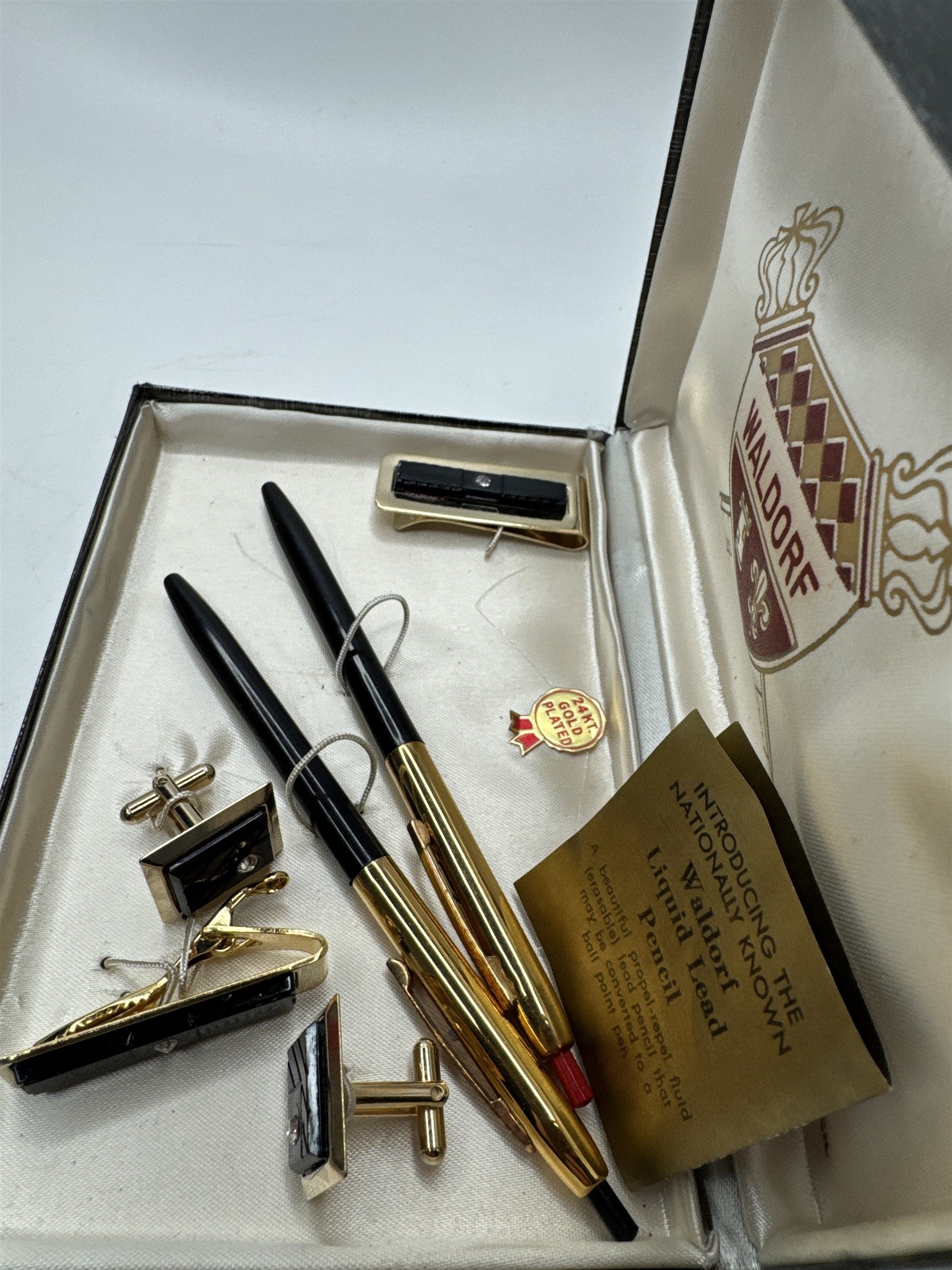 Vintage Waldorf 24kt Plated Liquid Lead Pencil, Money Clip, Tie Bar+Cufflink Set