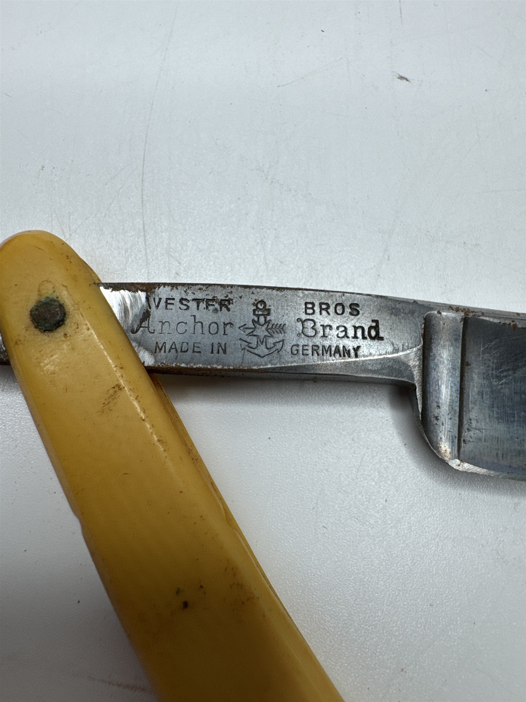 ANTIQUE Hand Made Wester Bros Anchor Brand GERMANY Straight Edge Face Razor