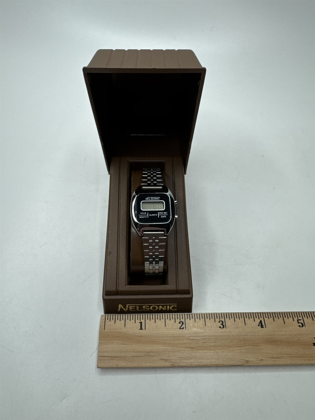 Vintage Nelsonic LCD Quartz Month Calendar Wristwatch Hong Kong NOS