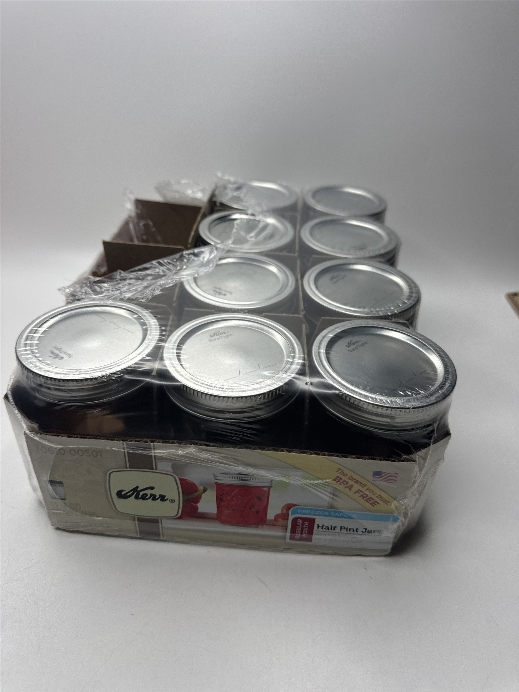 Set of 9 Kerr Freezer Safe Regular Mouth Half Pint Mason Jars 8oz